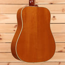 Gibson Hummingbird Original acoustic guitar Heritage Cherry Sunburst dreadnought with white binding