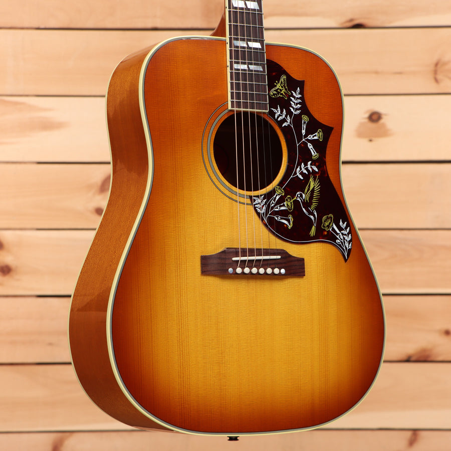 Gibson Hummingbird Original dreadnought acoustic guitar Heritage Cherry Sunburst with hummingbird pickguard inlay
