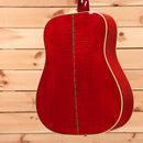 Gibson Dove Original acoustic guitar vintage cherry sunburst with dreadnought body and cream binding