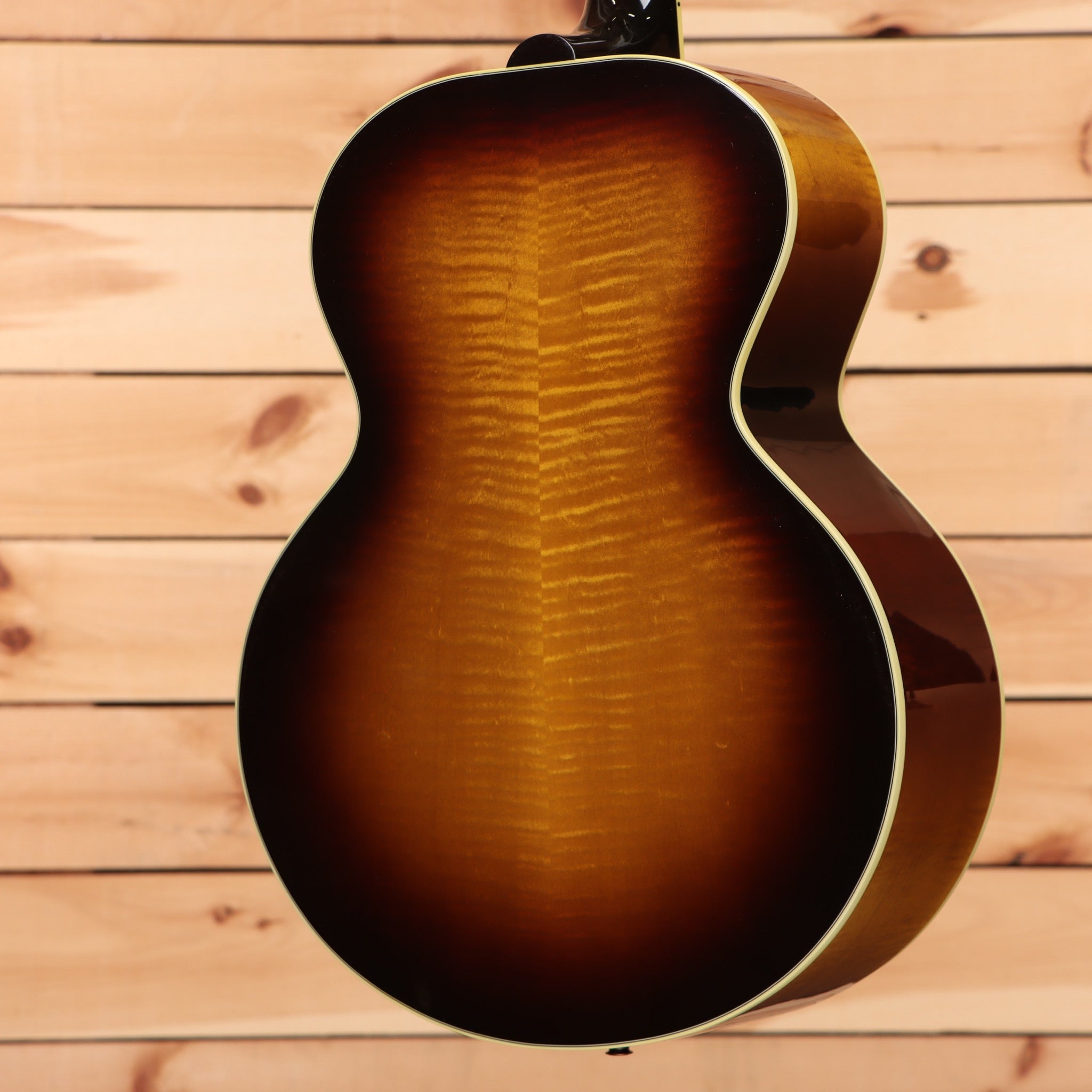 Gibson J185 Original acoustic guitar vintage sunburst with flamed maple top