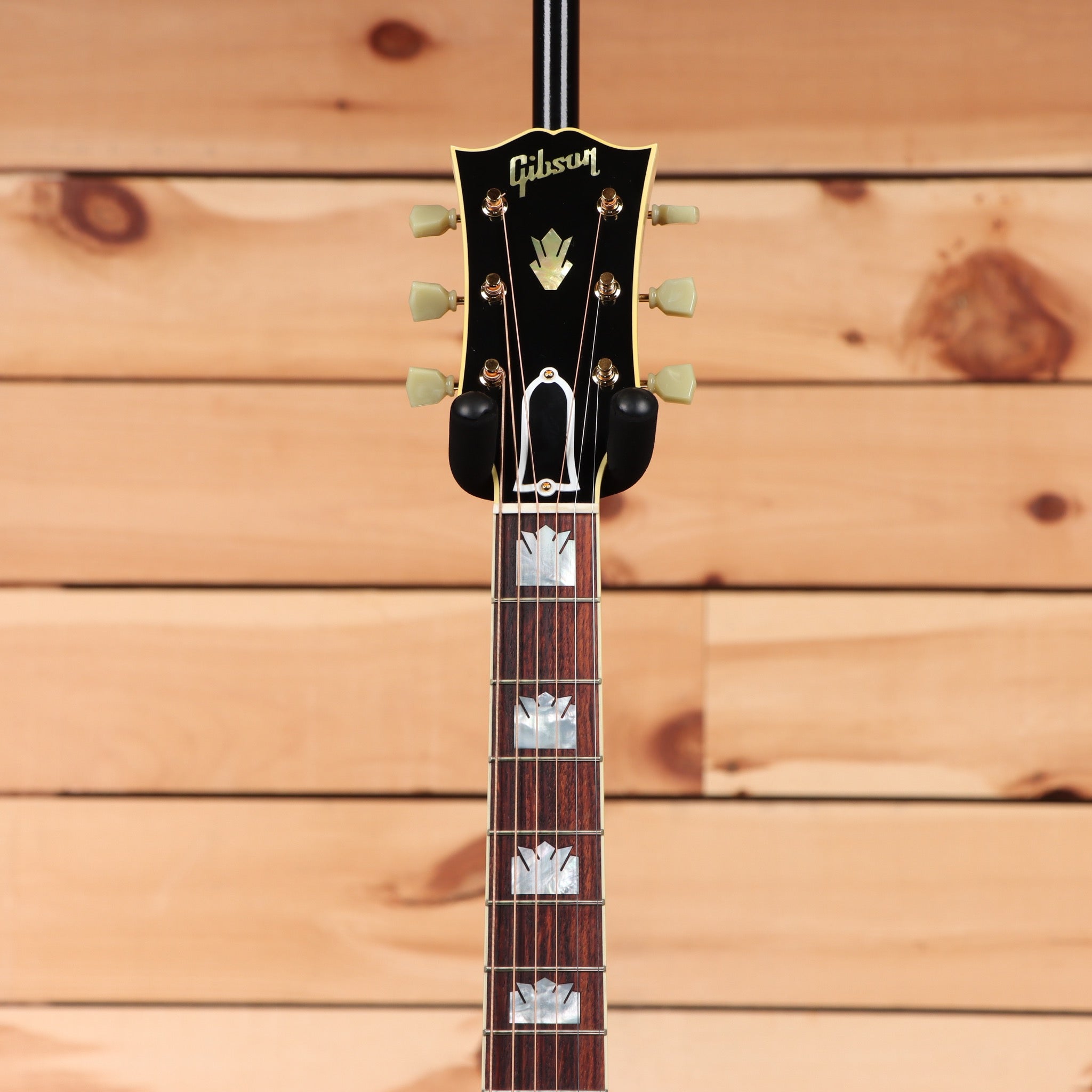 Gibson SJ200 Original acoustic guitar antique natural jumbo body with abalone inlays