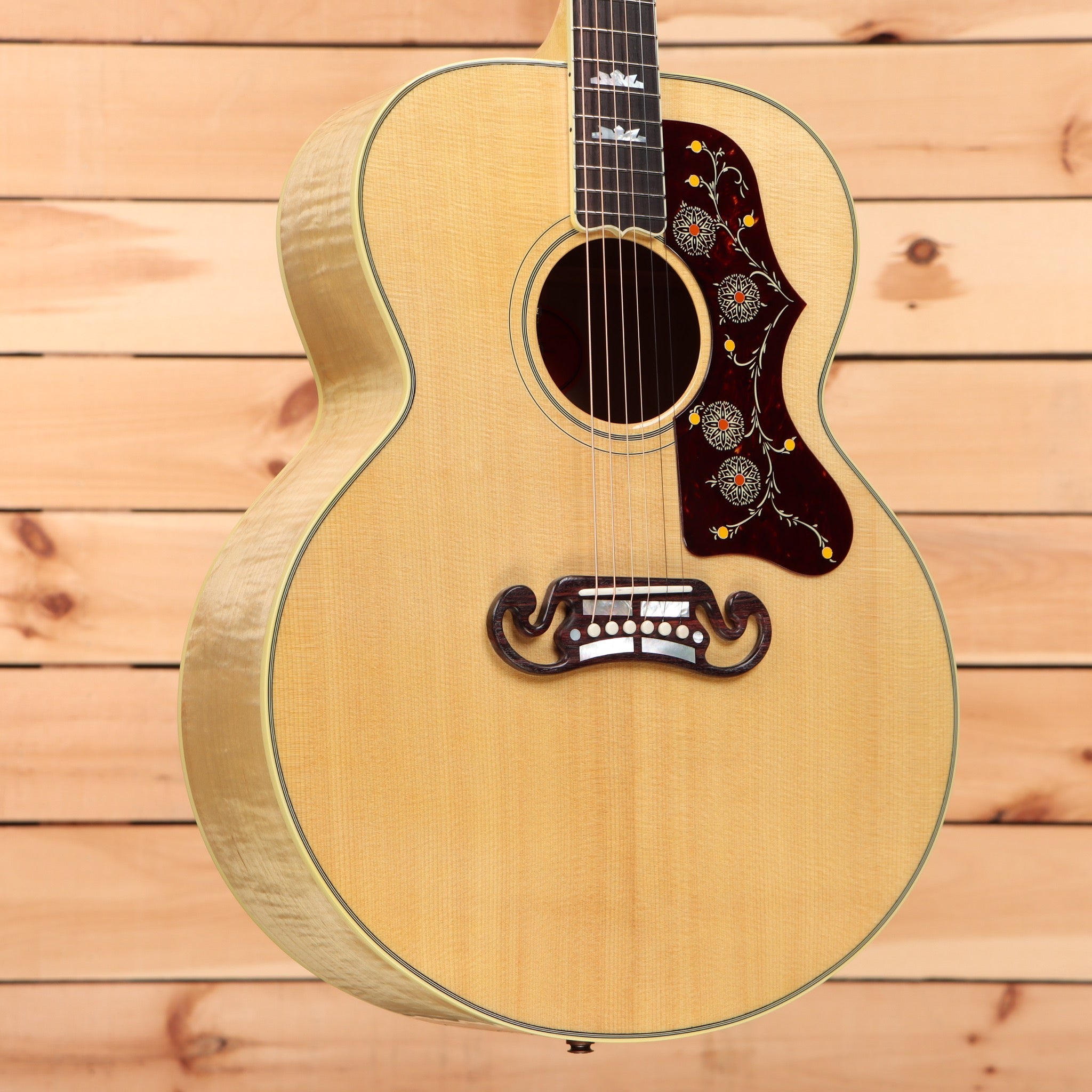 Gibson SJ200 Original jumbo acoustic guitar antique natural with ornate pickguard inlay