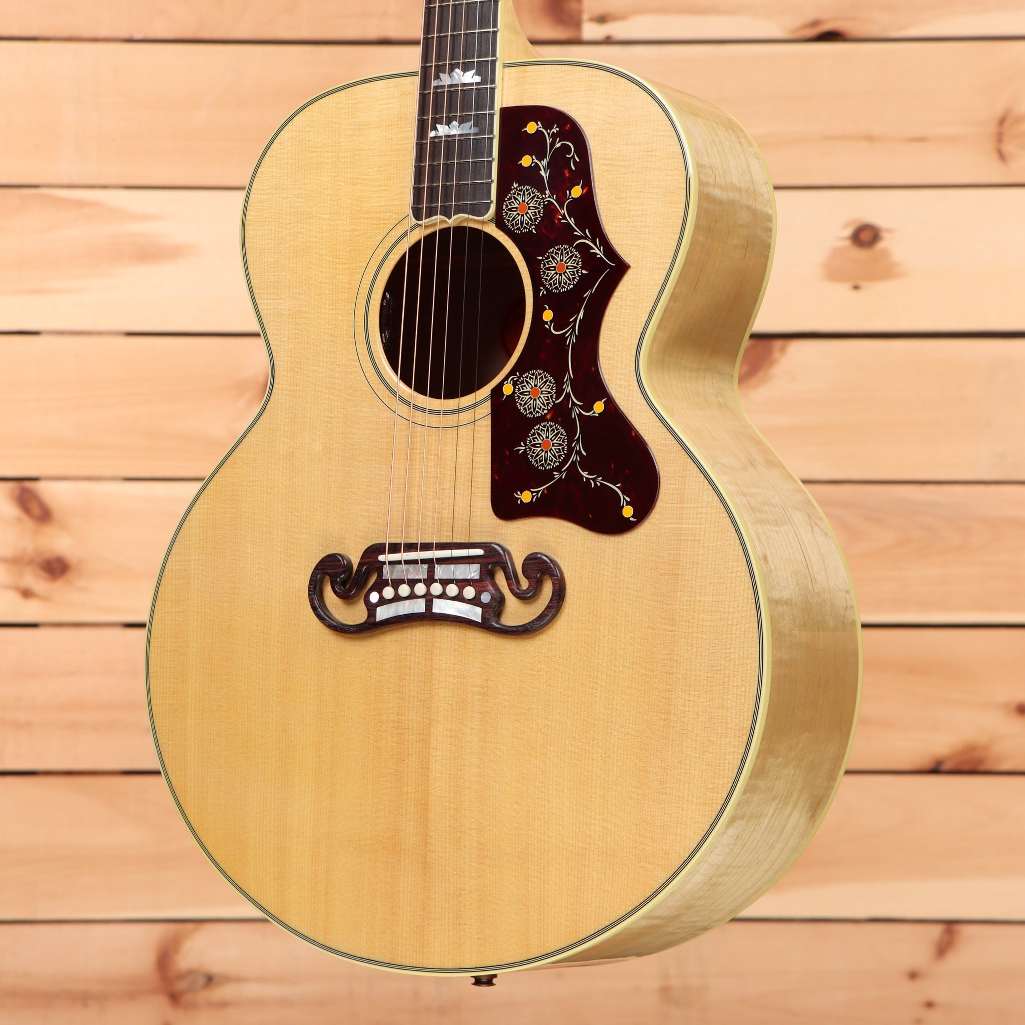 Gibson SJ200 Original jumbo acoustic guitar antique natural with ornate pickguard inlay
