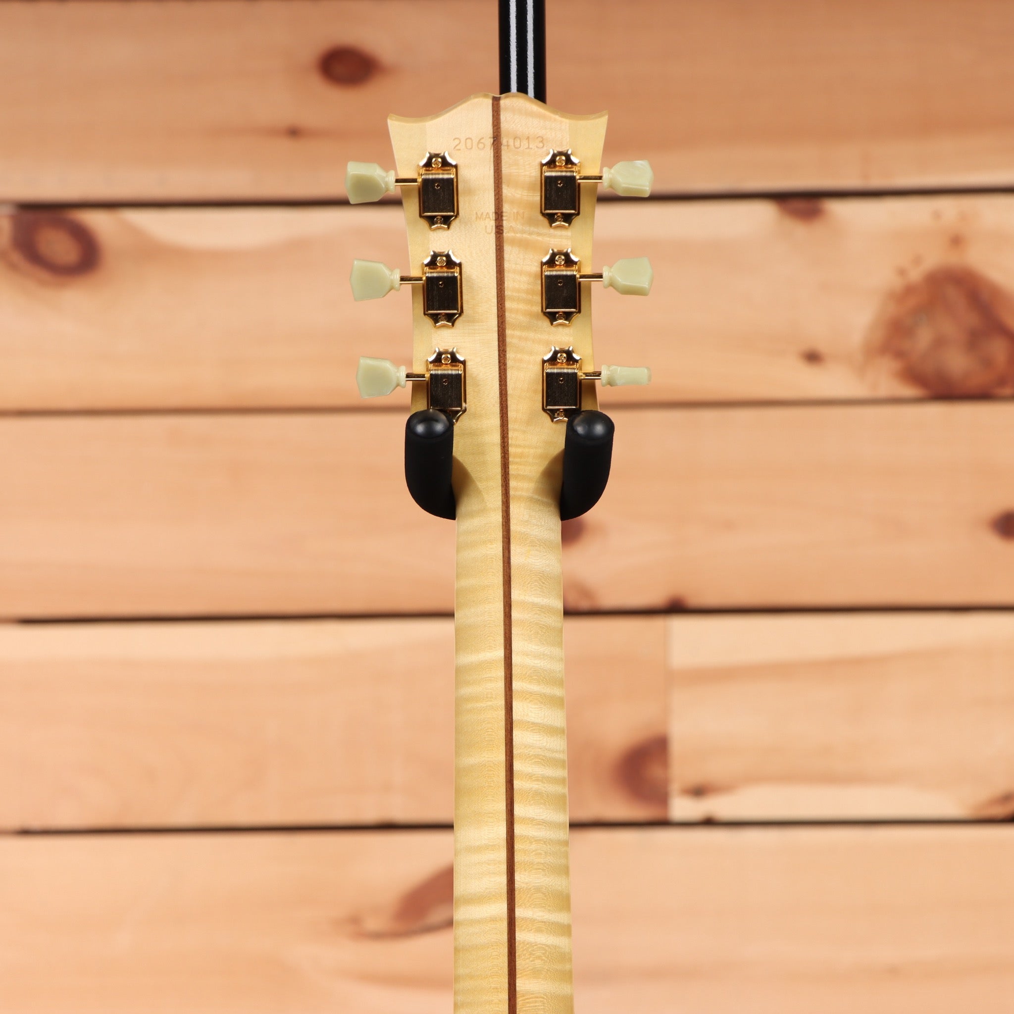 Gibson SJ200 Original jumbo acoustic guitar Antique Natural with gold tuning machines
