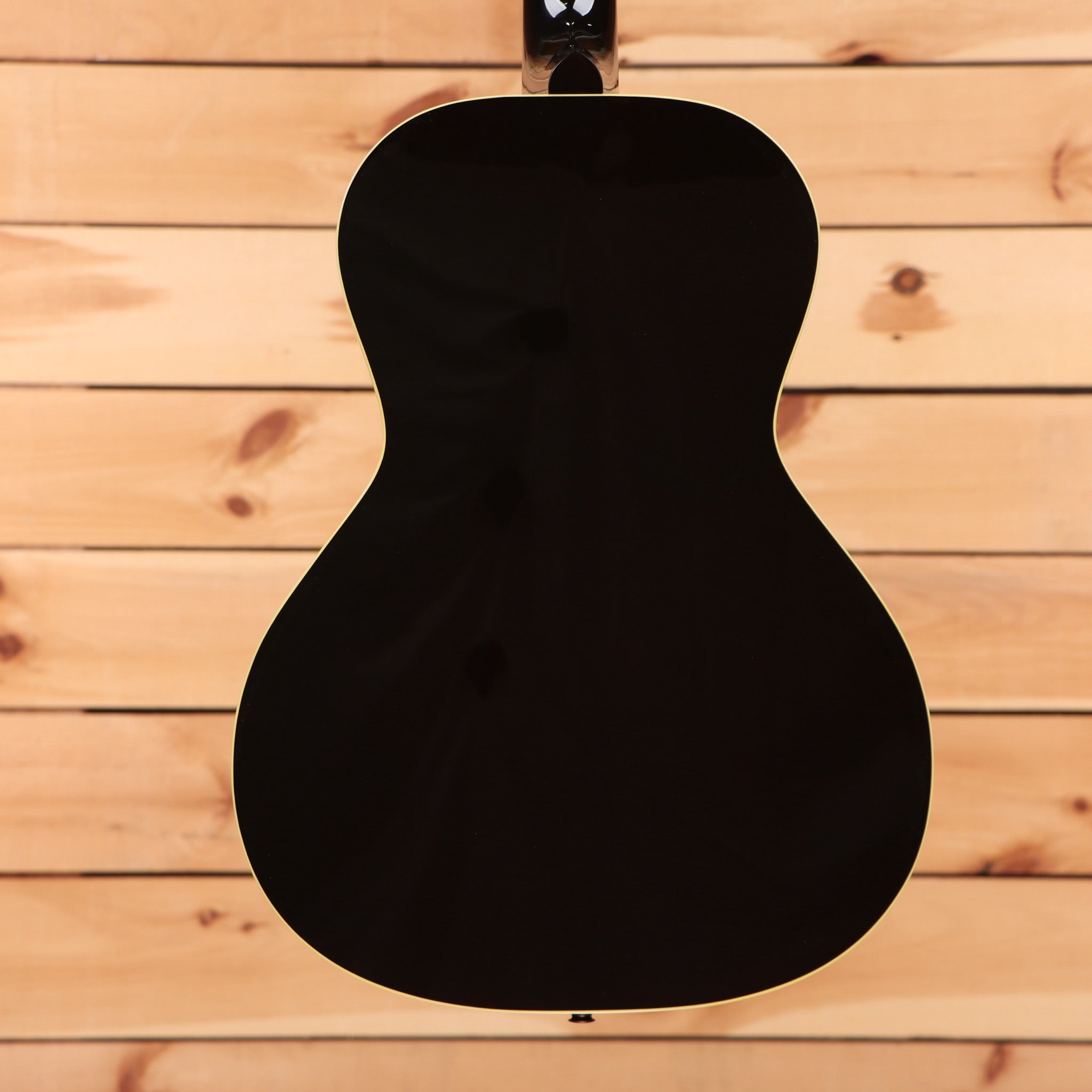 Gibson L-00 Original acoustic guitar Vintage Sunburst with round soundhole