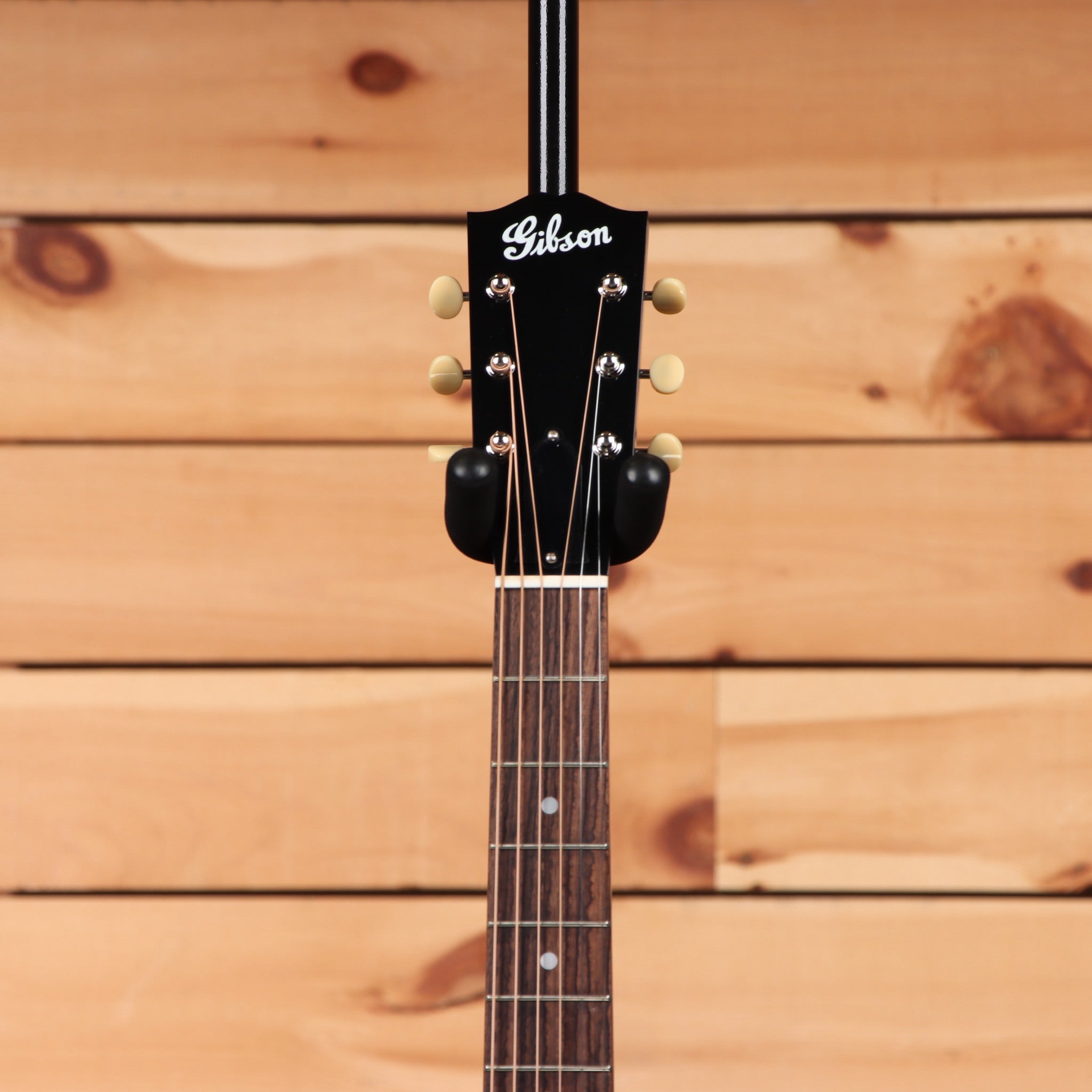 Gibson L00 Original acoustic guitar Vintage Sunburst with rosewood fretboard