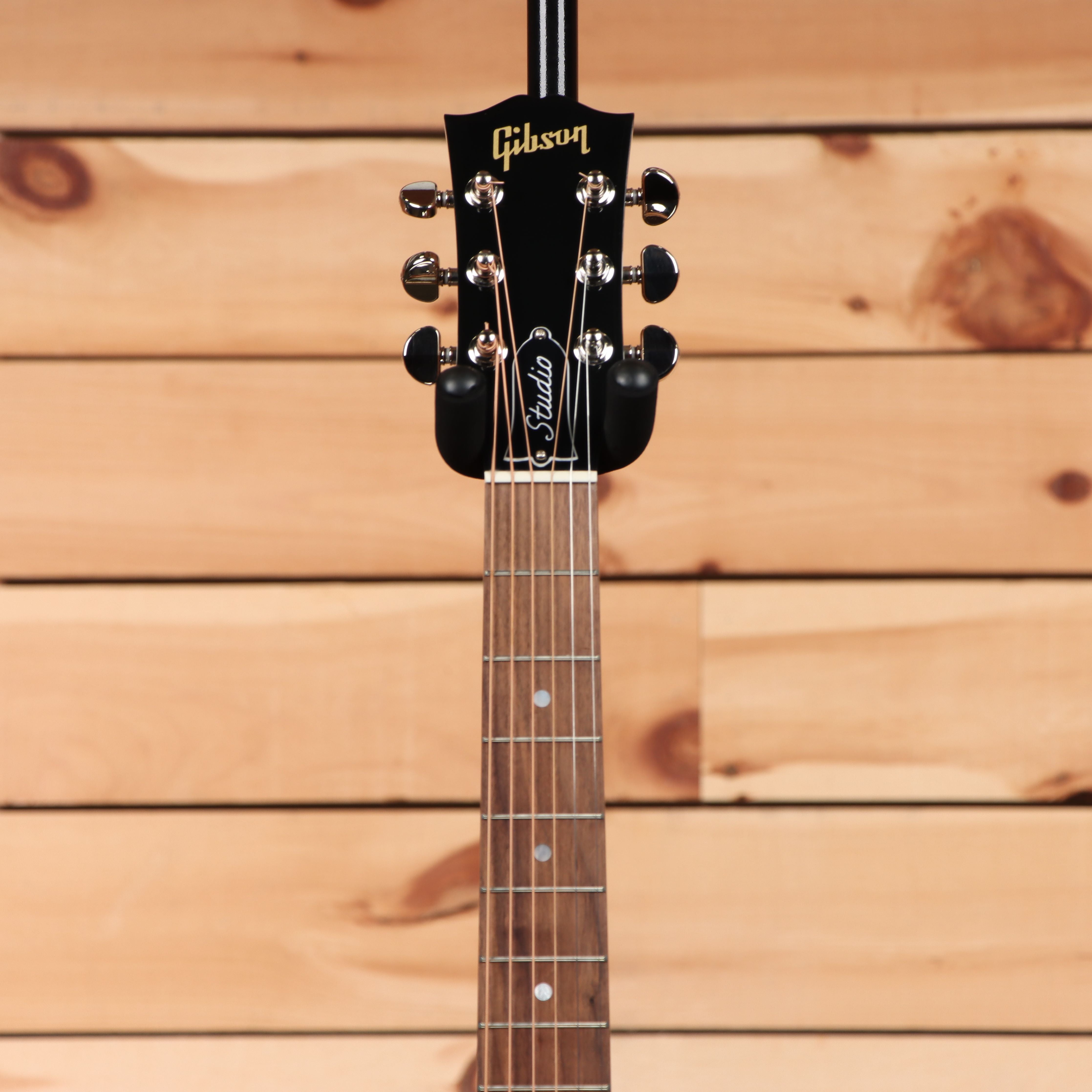 Gibson J45 Studio acoustic guitar Walnut Antique Natural with rosewood fretboard