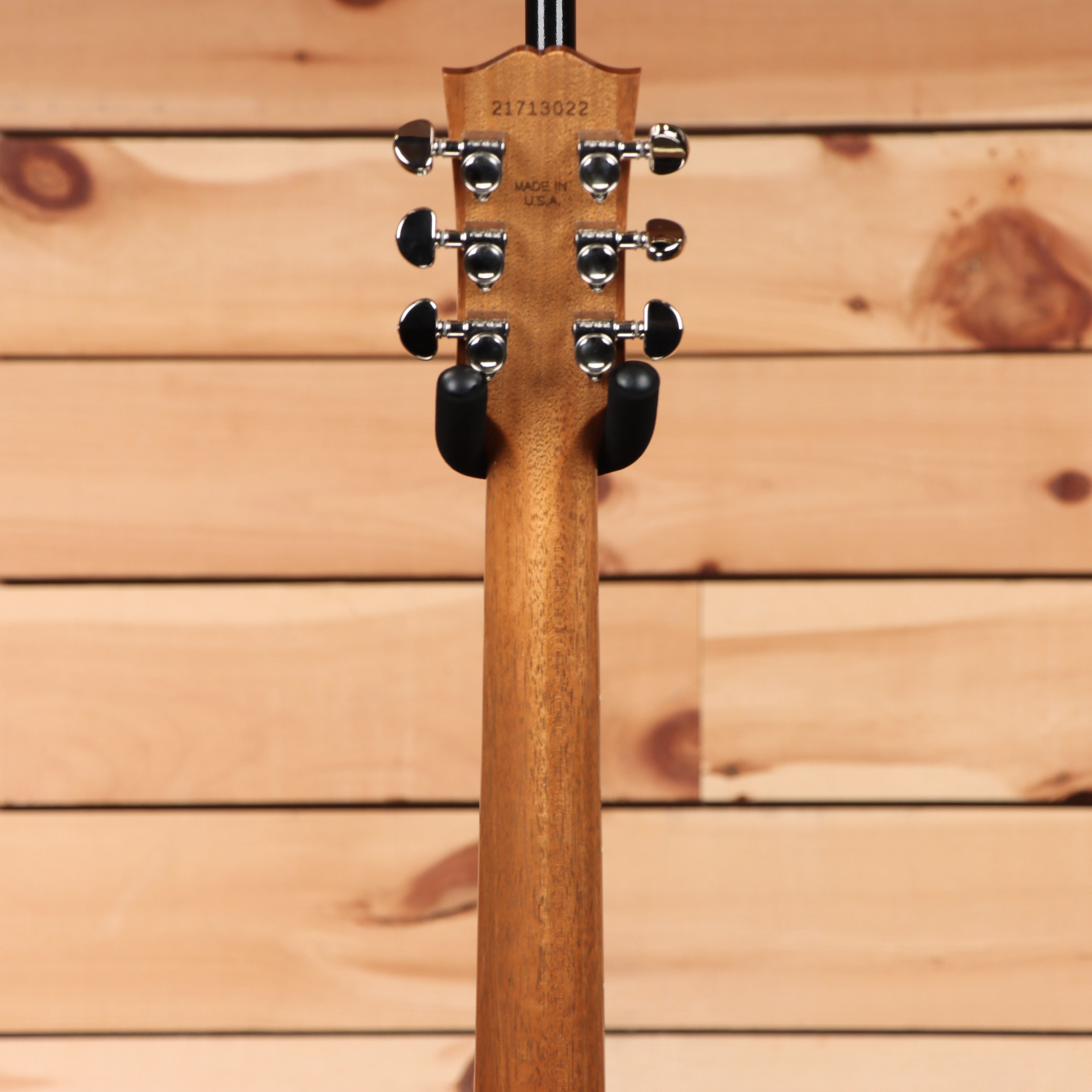 Gibson J45 Studio acoustic guitar Walnut Antique Natural with chrome tuners and black knobs