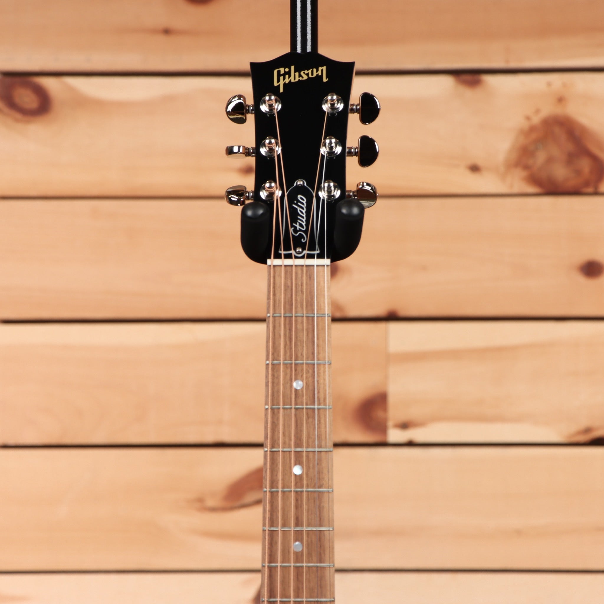 Gibson J45 Studio acoustic guitar Walnut Antique Natural with mahogany back and sides