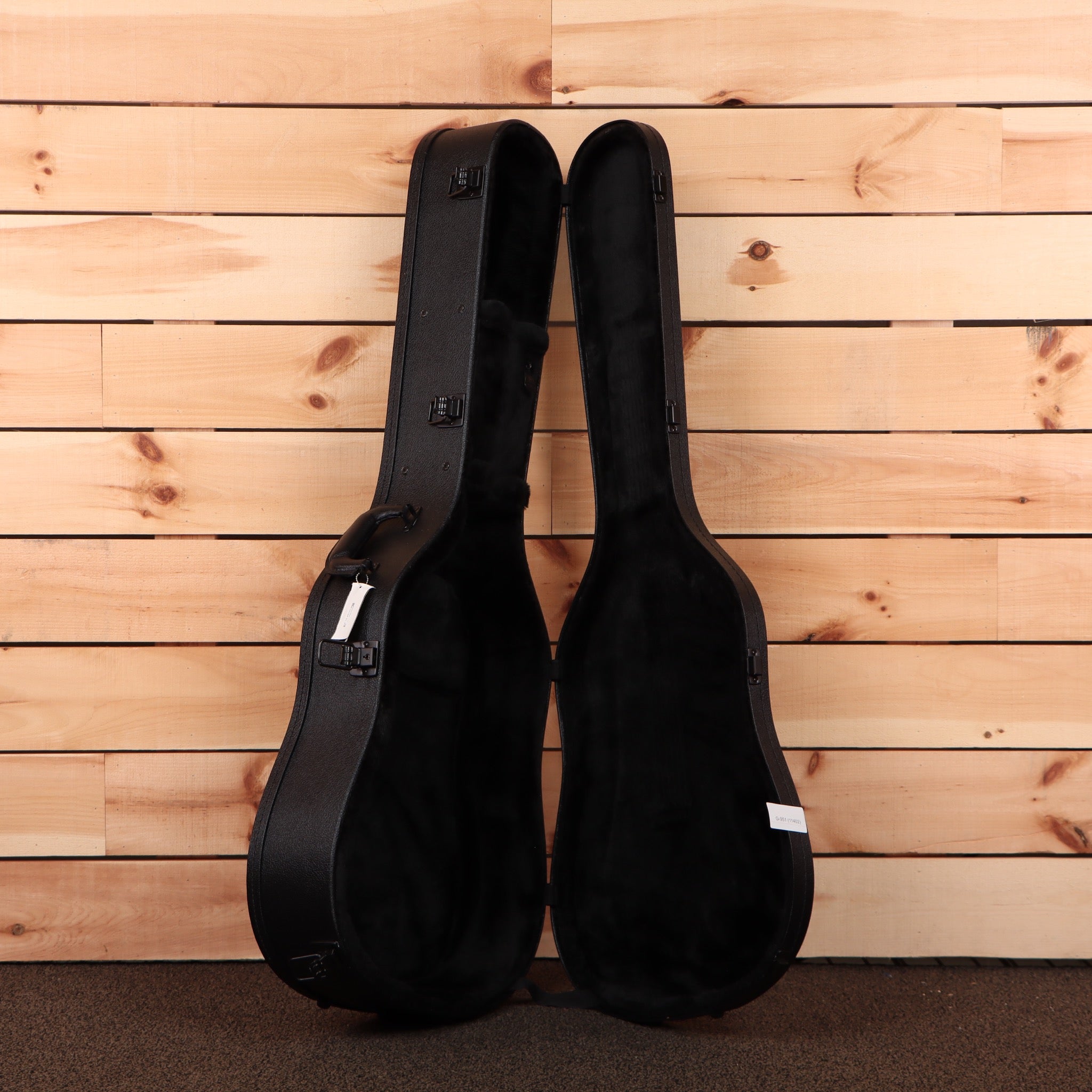 Gibson J45 Studio acoustic guitar walnut burst finish with black case