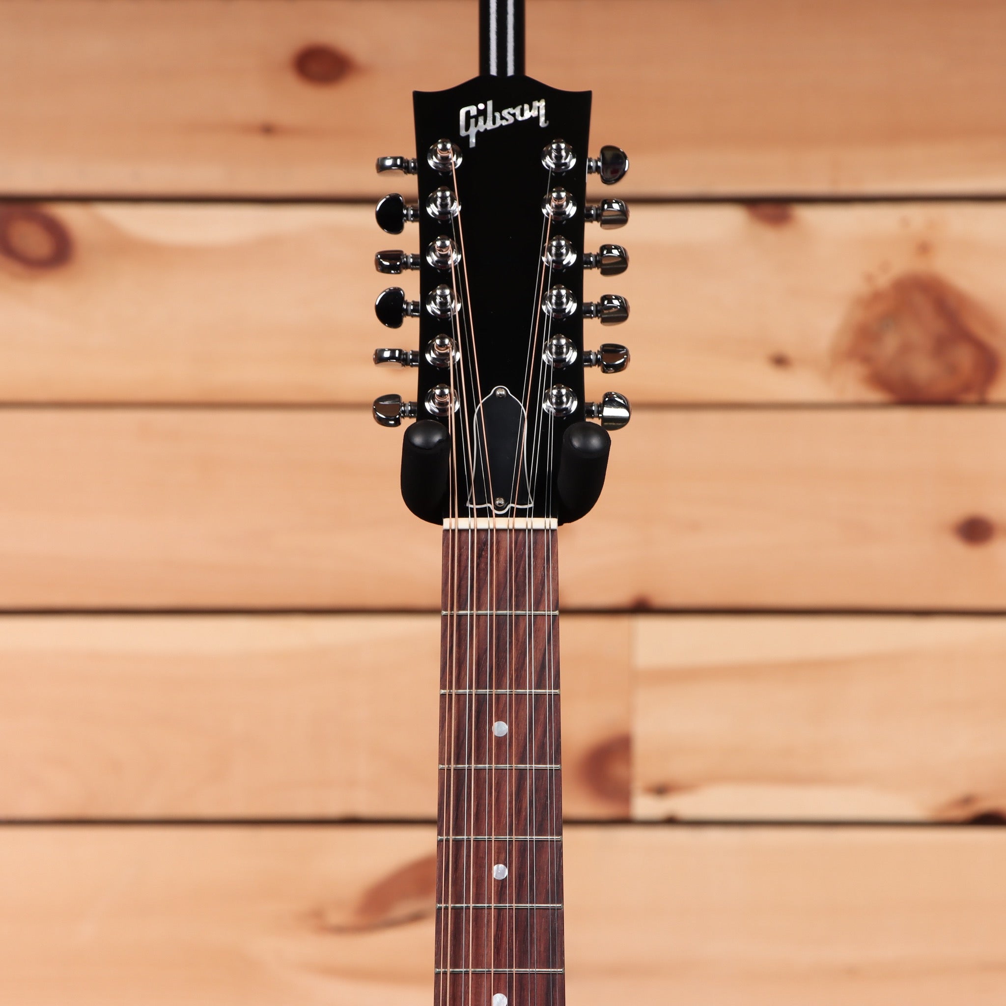 Gibson J45 Standard 12-string acoustic guitar Vintage Sunburst with chrome tuning machines
