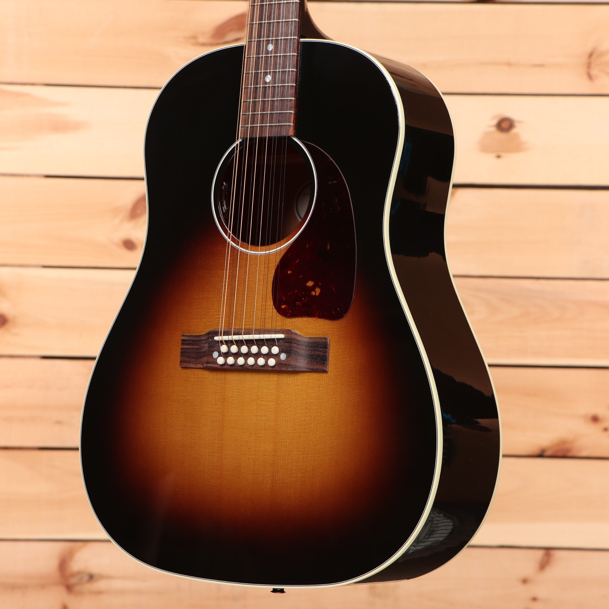 Gibson J45 Standard 12-string acoustic guitar vintage sunburst with white binding