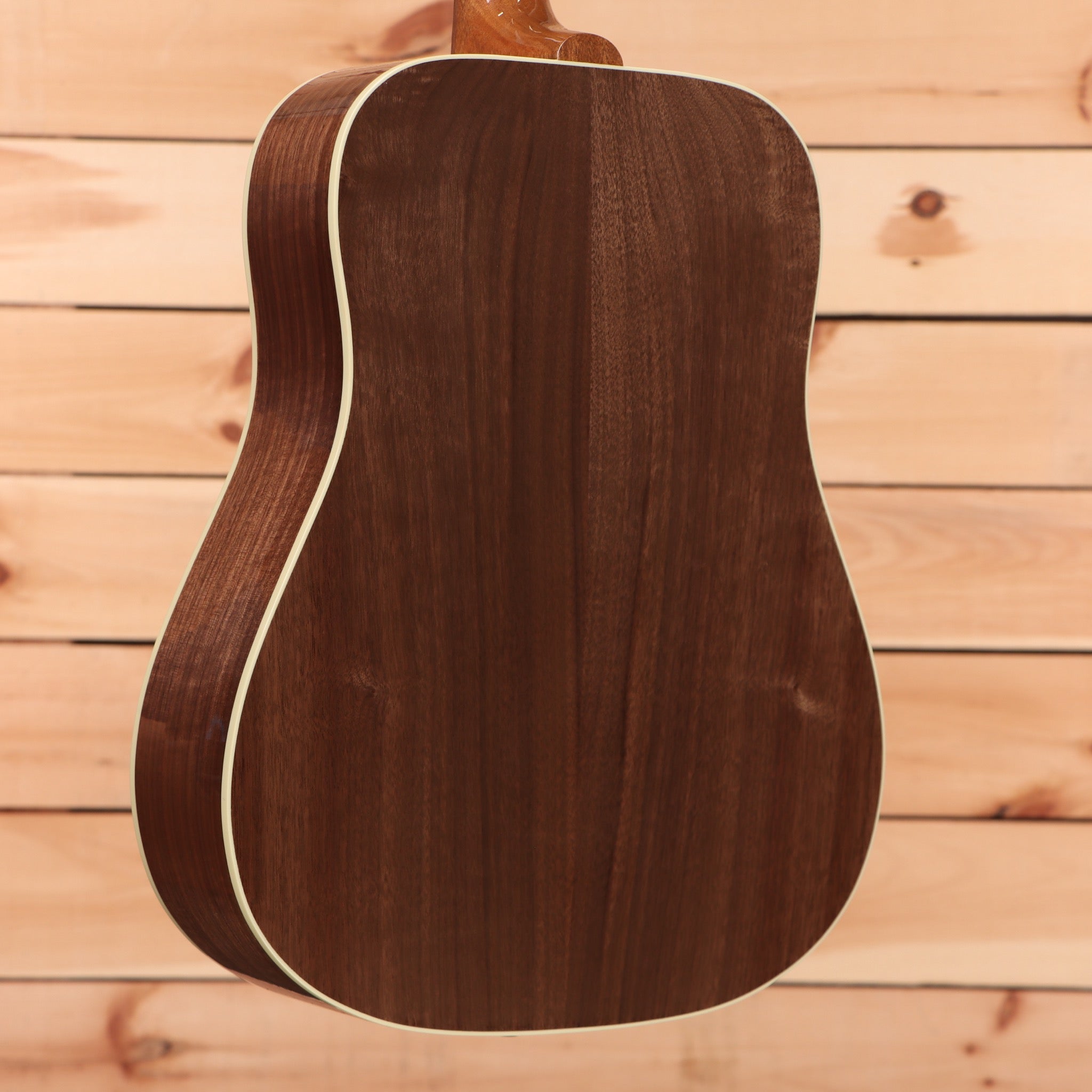 Gibson Hummingbird Studio walnut natural acoustic dreadnought guitar with cream binding