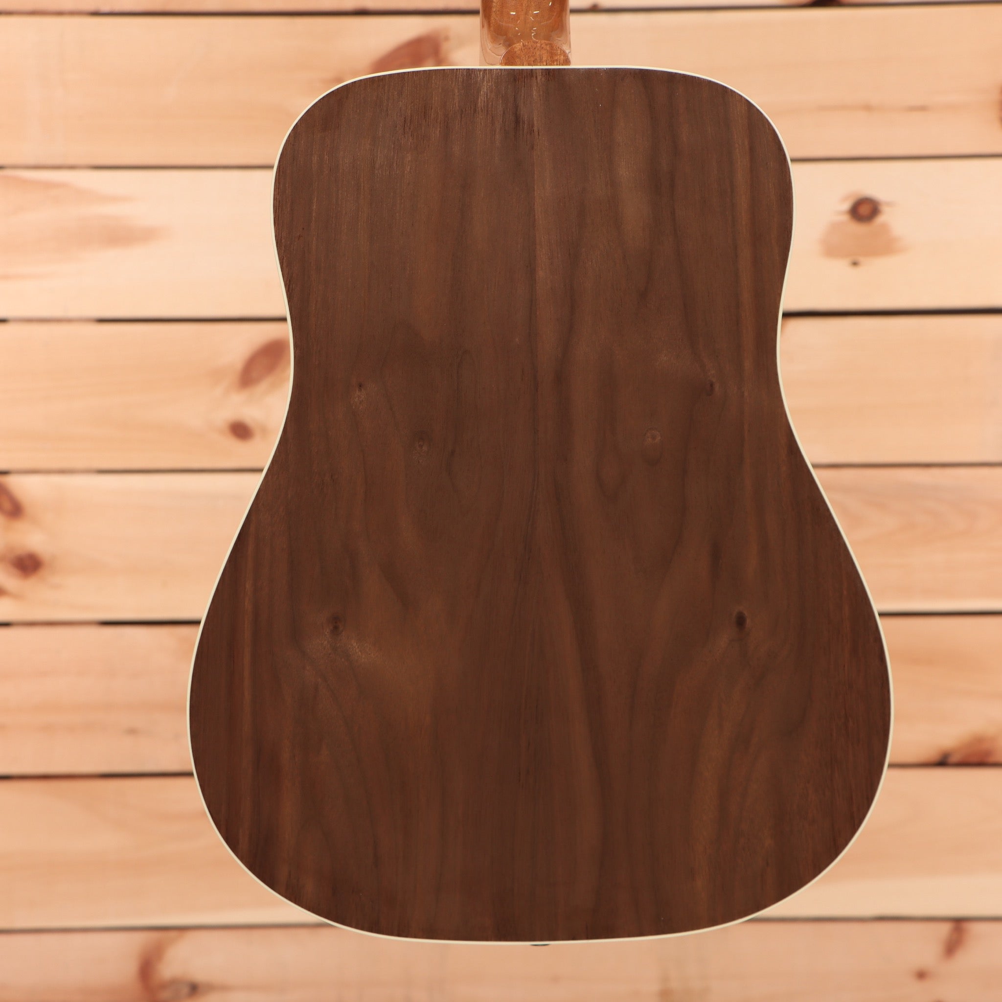 Gibson Hummingbird Studio acoustic guitar Walnut Natural dreadnought body