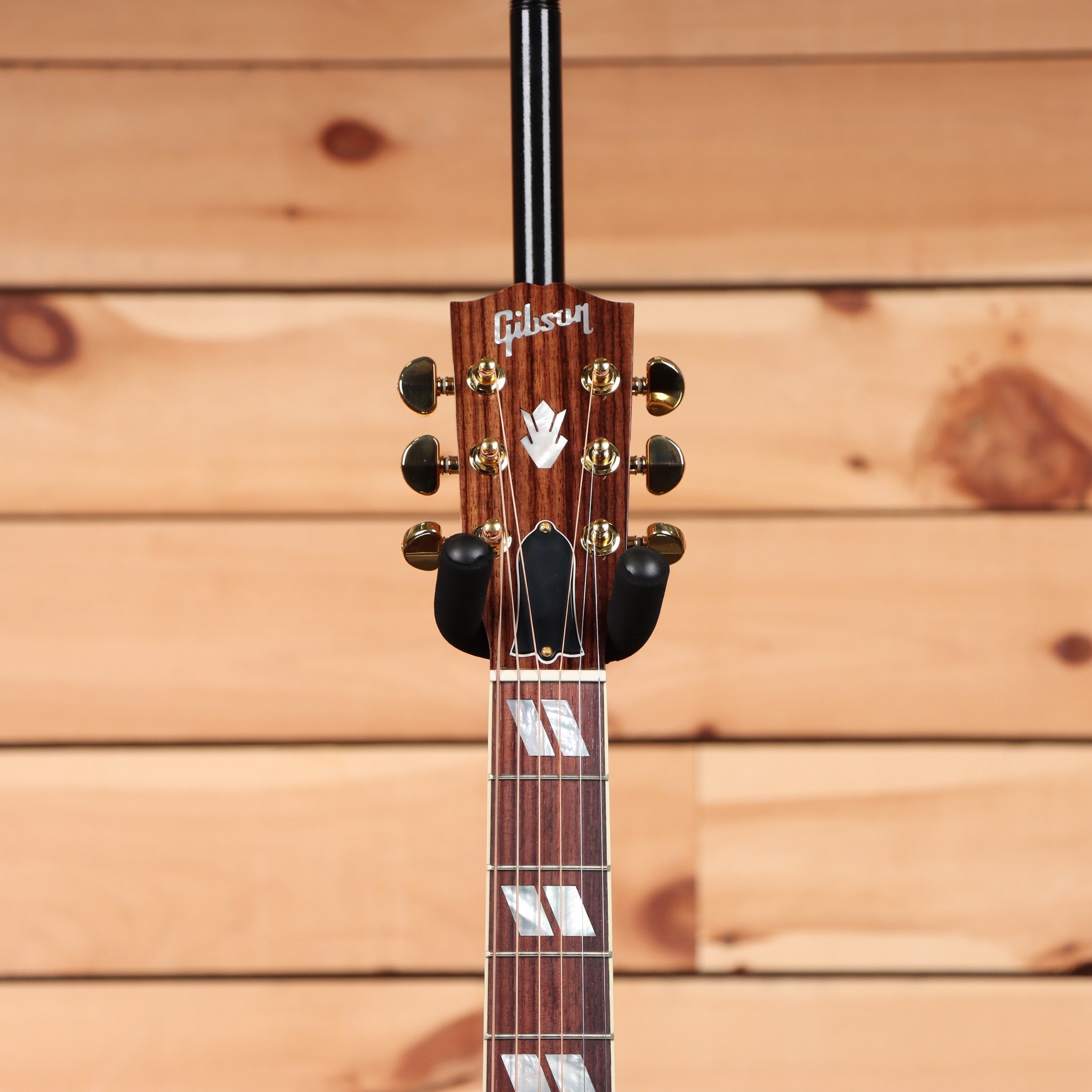Gibson Songwriter Standard acoustic guitar Antique Natural rosewood fretboard with gold tuners