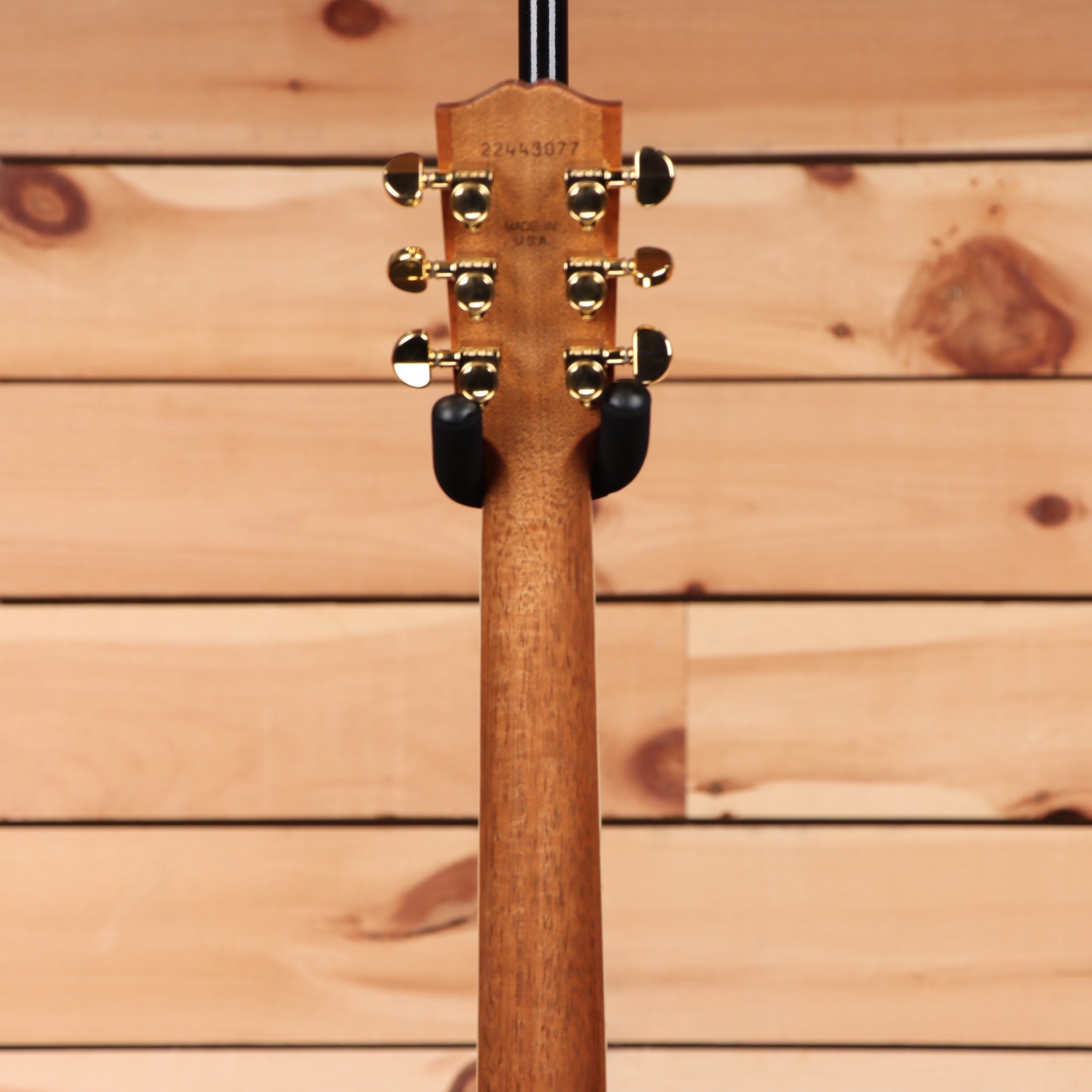 Gibson Songwriter Standard acoustic guitar Antique Natural rosewood back with gold tuning machines