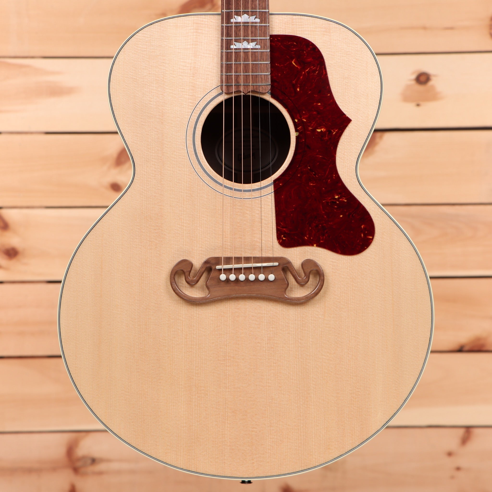 Gibson SJ200 Studio acoustic guitar natural finish with walnut pickguard and rosewood fretboard