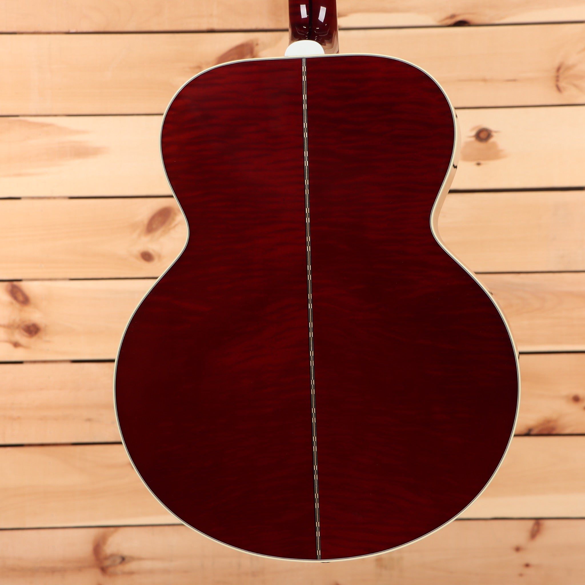 Gibson SJ200 Standard acoustic guitar Autumn Burst with maple back and sides