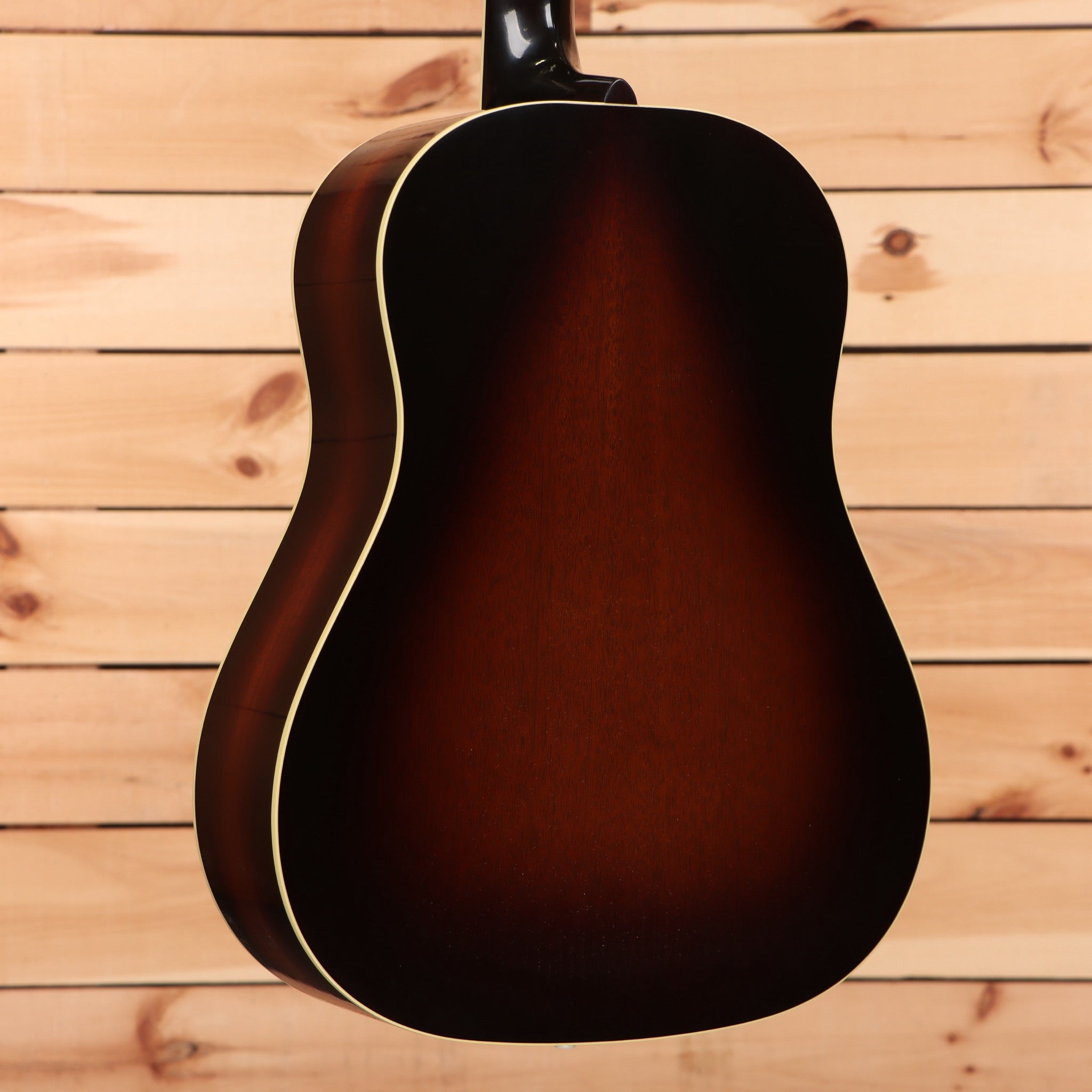 Gibson 1934 Jumbo acoustic guitar vintage sunburst with cream binding