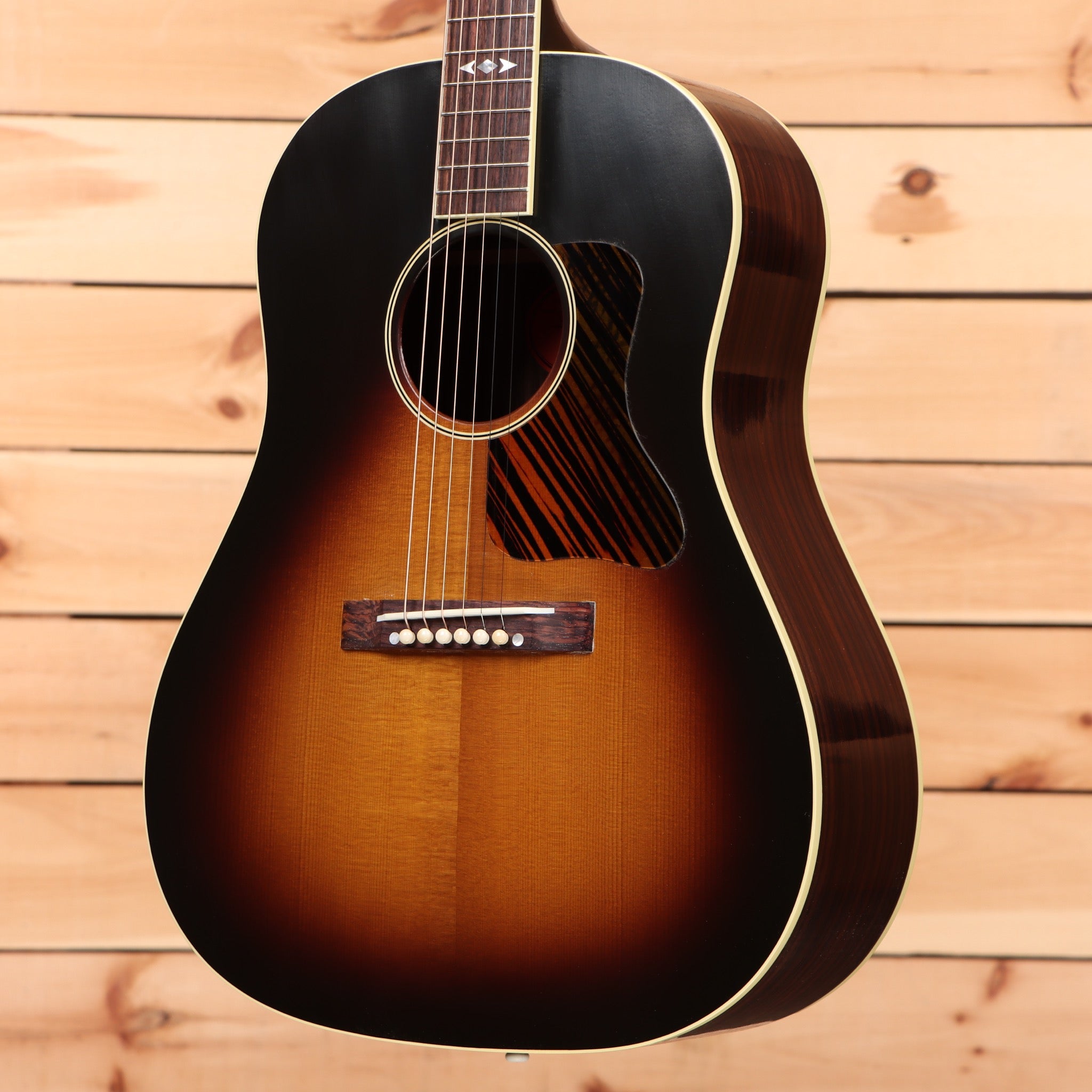 Gibson 1936 Advanced Jumbo acoustic guitar vintage sunburst with cream binding