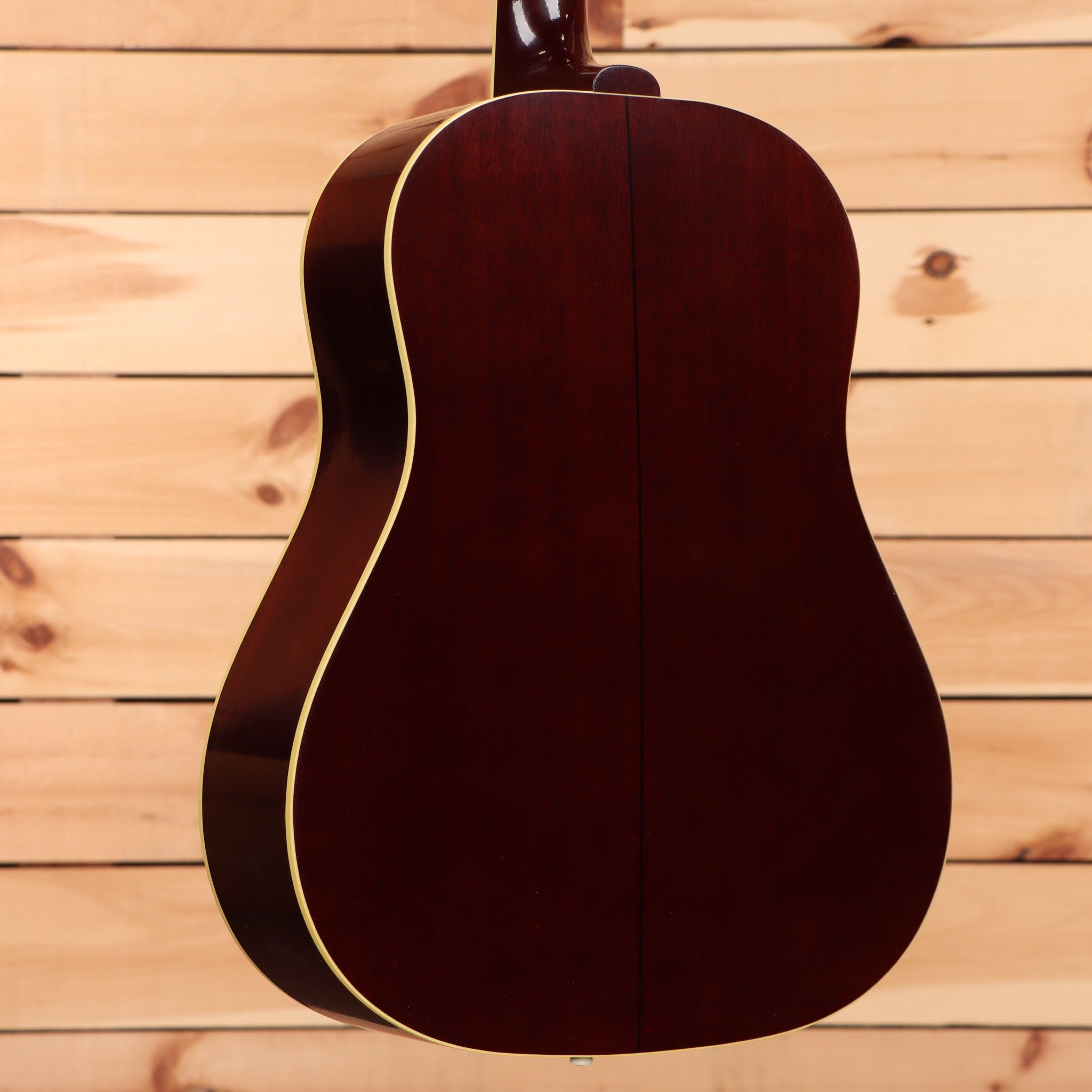 Gibson J-55 Reissue acoustic guitar faded vintage sunburst dreadnought with bound edges