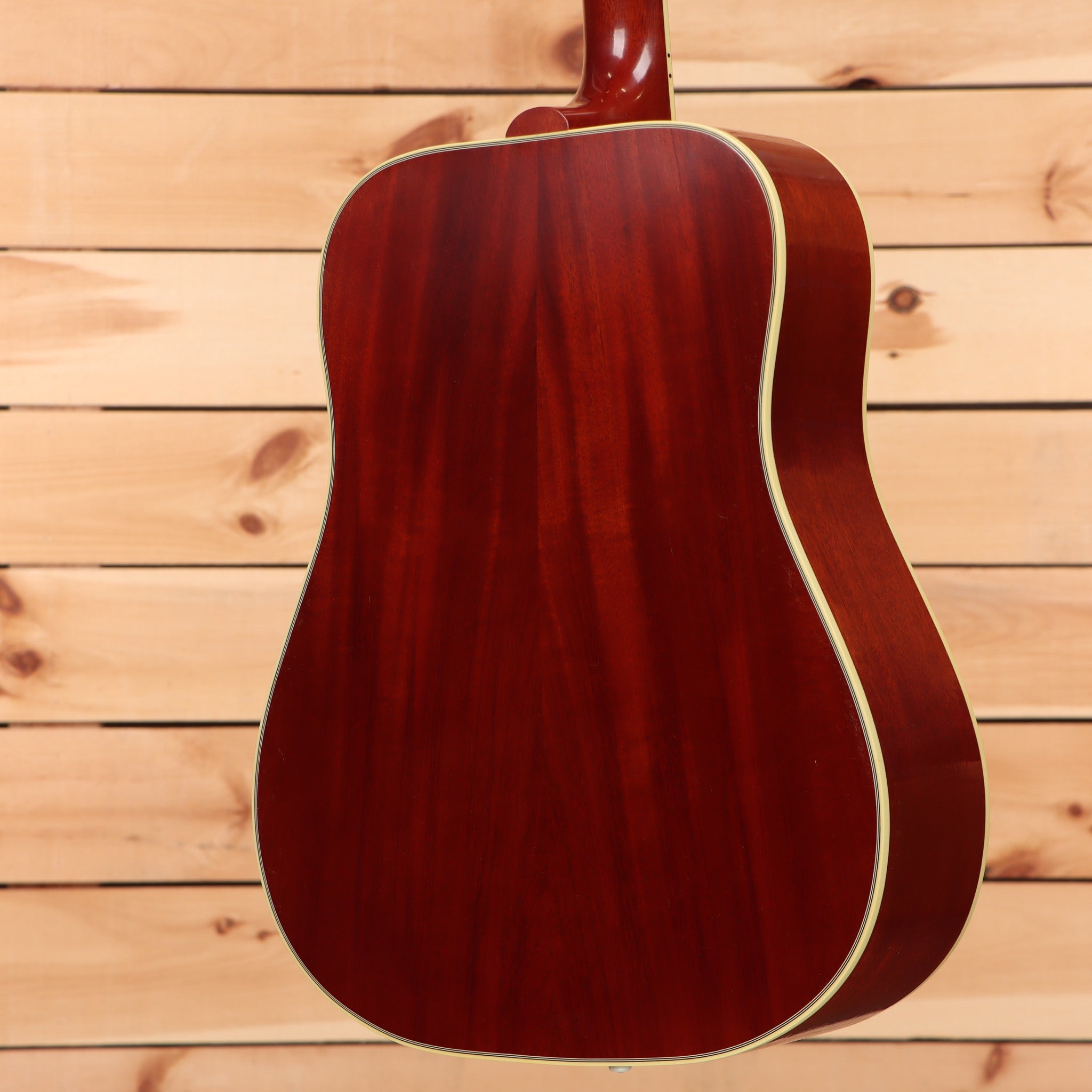 Gibson 1960 Hummingbird acoustic guitar Heritage Cherry Sunburst with cream binding