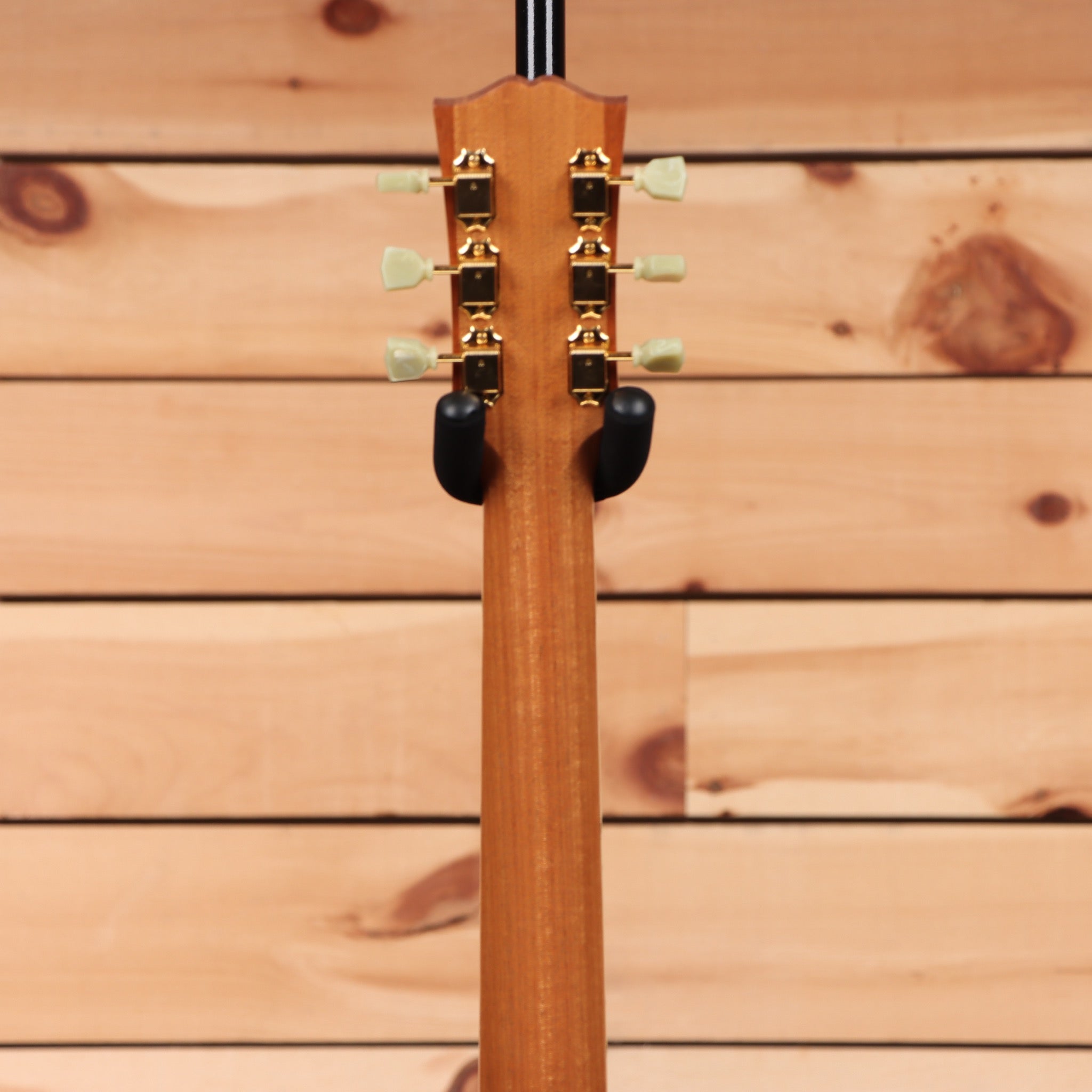 Gibson J-185 acoustic guitar antique natural finish with gold tuning machines
