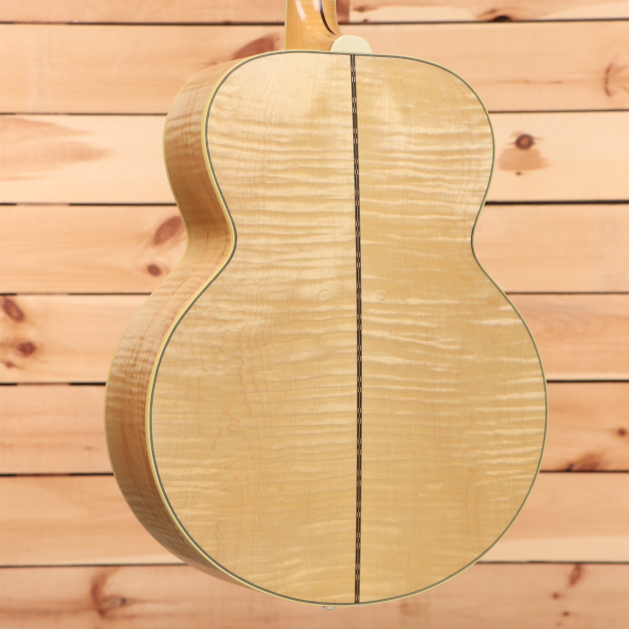 Gibson SJ200 jumbo acoustic guitar antique natural with figured wood back