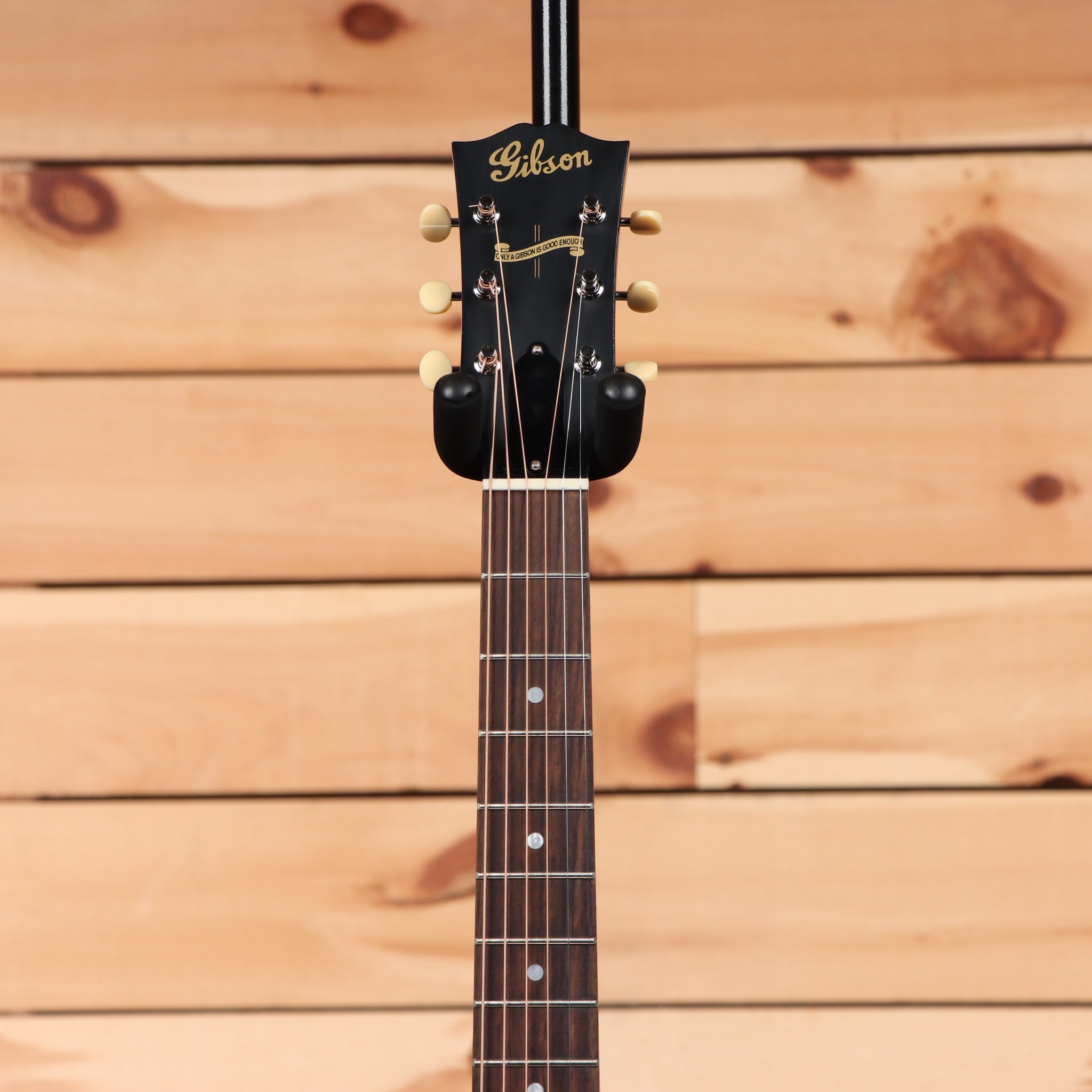 Gibson 1942 Banner LG2 vintage sunburst acoustic guitar with rosewood fretboard