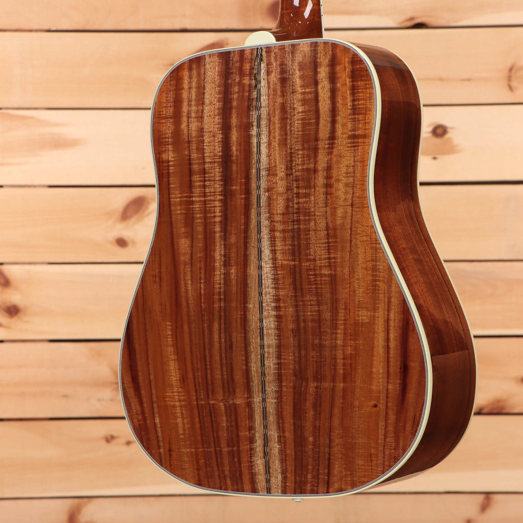 Gibson Hummingbird Custom acoustic guitar Antique Natural with flamed mahogany back and sides