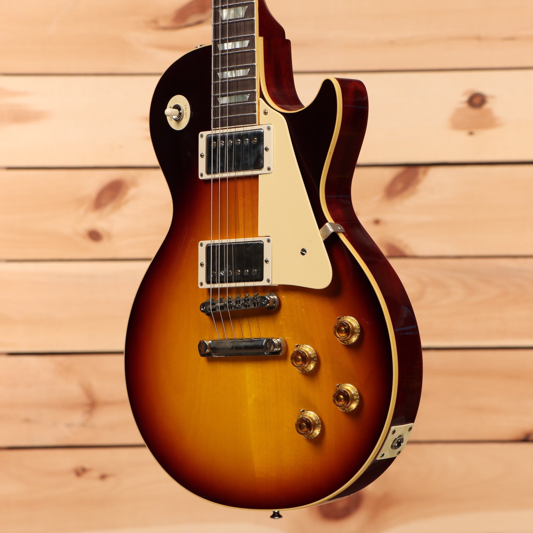 Gibson 1958 Les Paul Standard Reissue VOS electric guitar Bourbon Burst with gold hardware and dual humbuckers