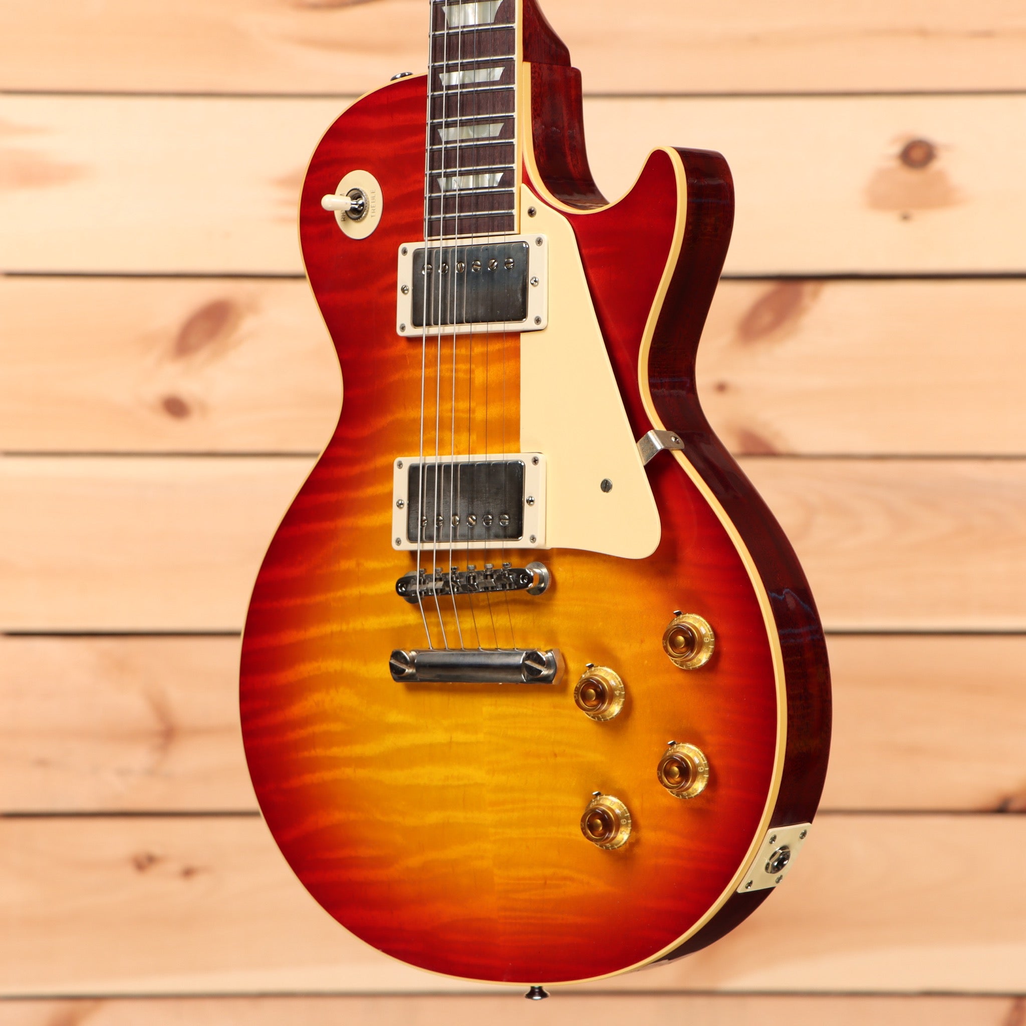 Gibson 1959 Les Paul Standard Reissue VOS electric guitar Washed Cherry Sunburst with dual humbuckers