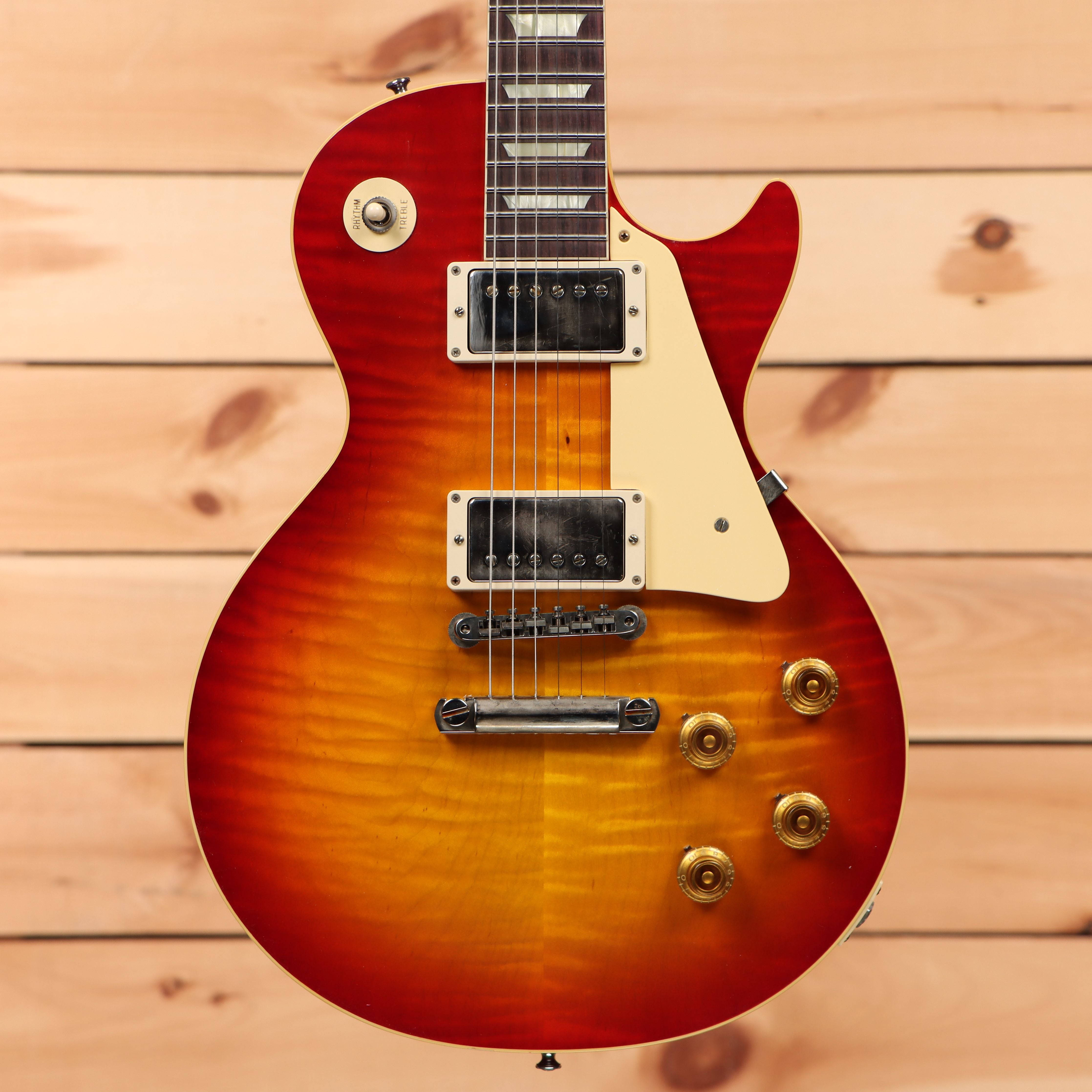Gibson 1959 Les Paul Standard Reissue VOS electric guitar Washed Cherry Sunburst with dual humbuckers