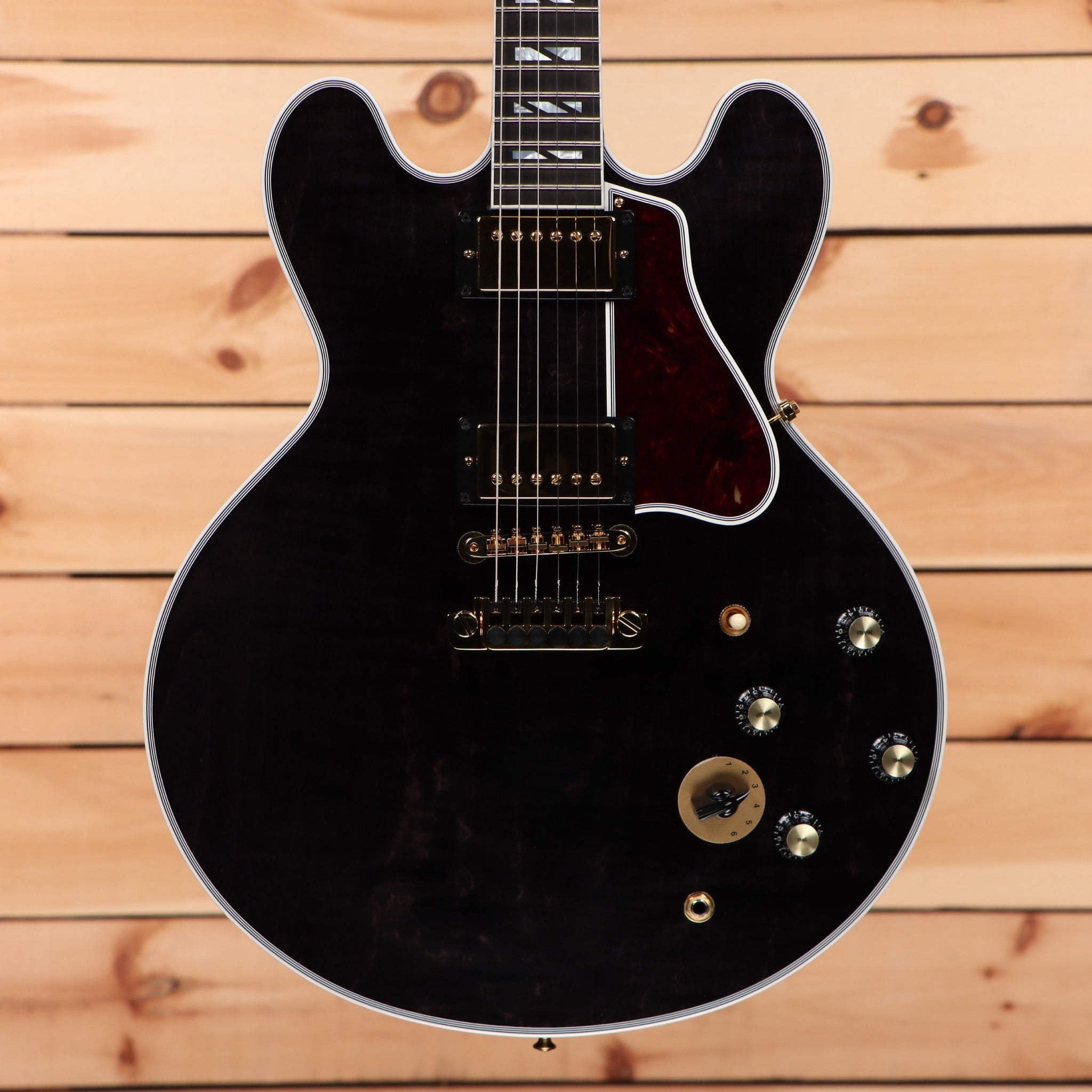 Gibson B.B. King Lucille Legacy semi-hollow electric guitar Transparent Ebony with gold hardware
