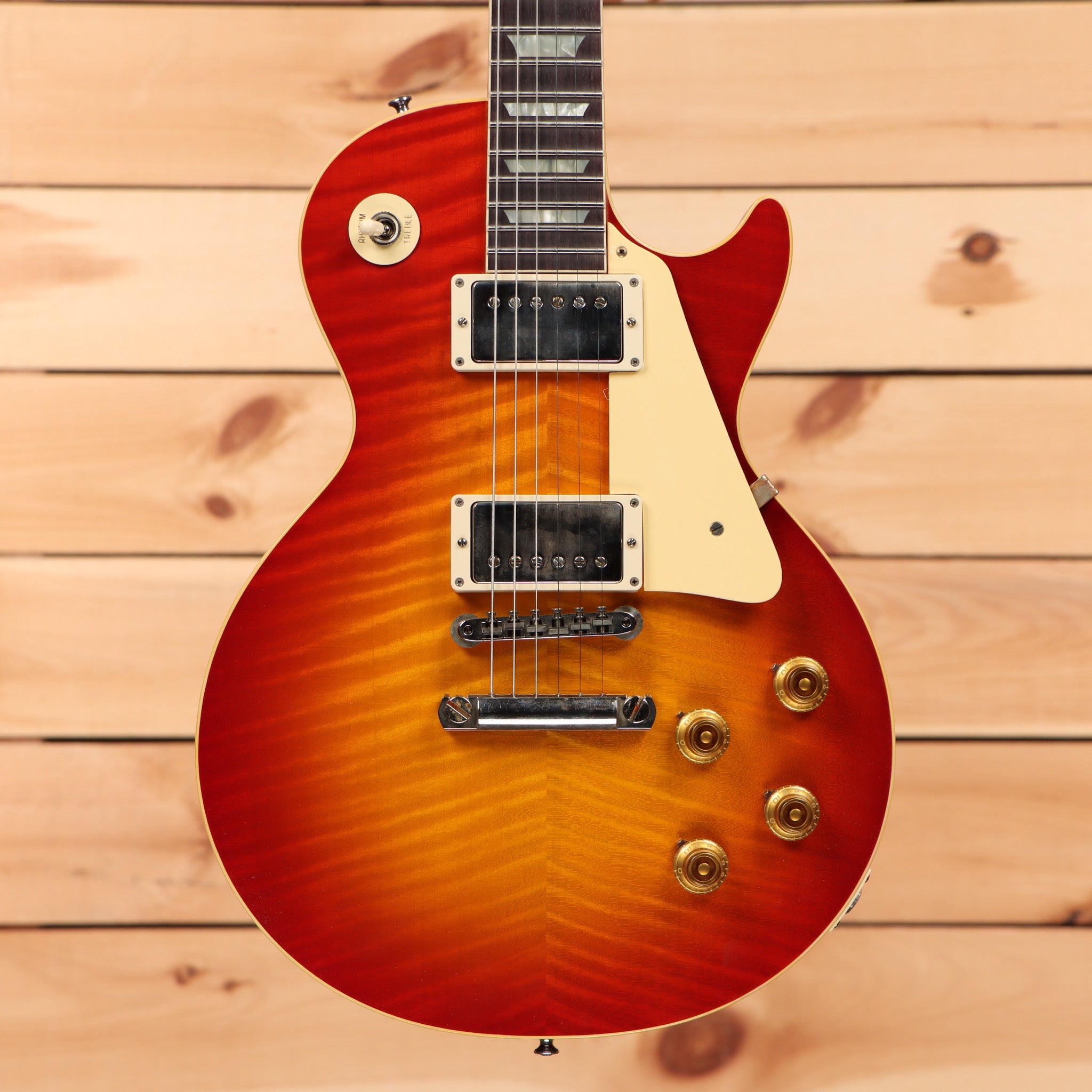 Gibson 1959 Les Paul Standard Reissue Ultra Light Aged electric guitar Sunrise Teaburst with dual humbuckers and gold hardware
