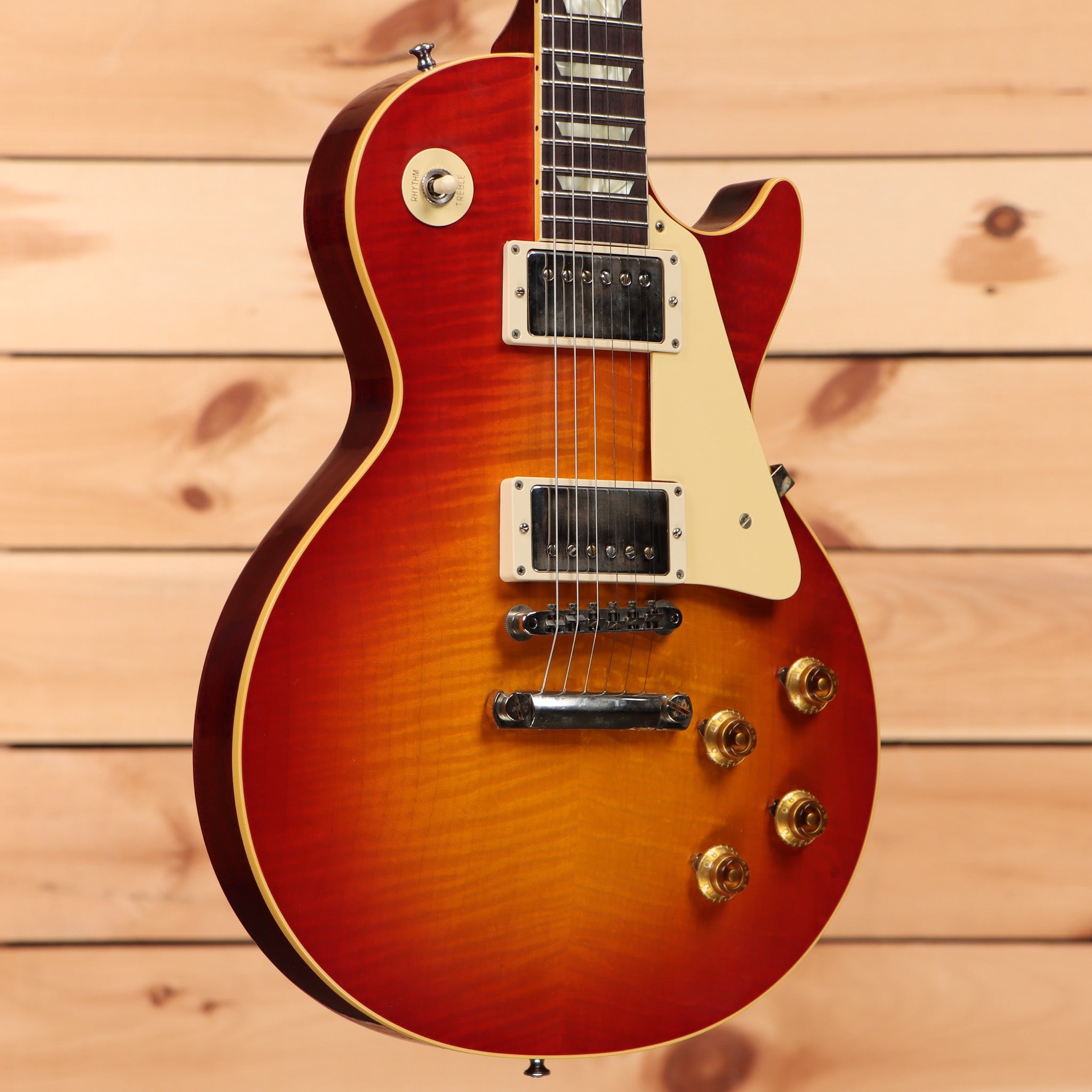 Gibson 1959 Les Paul Standard Reissue Ultra Light Aged electric guitar Sunrise Teaburst with gold hardware and dual humbuckers