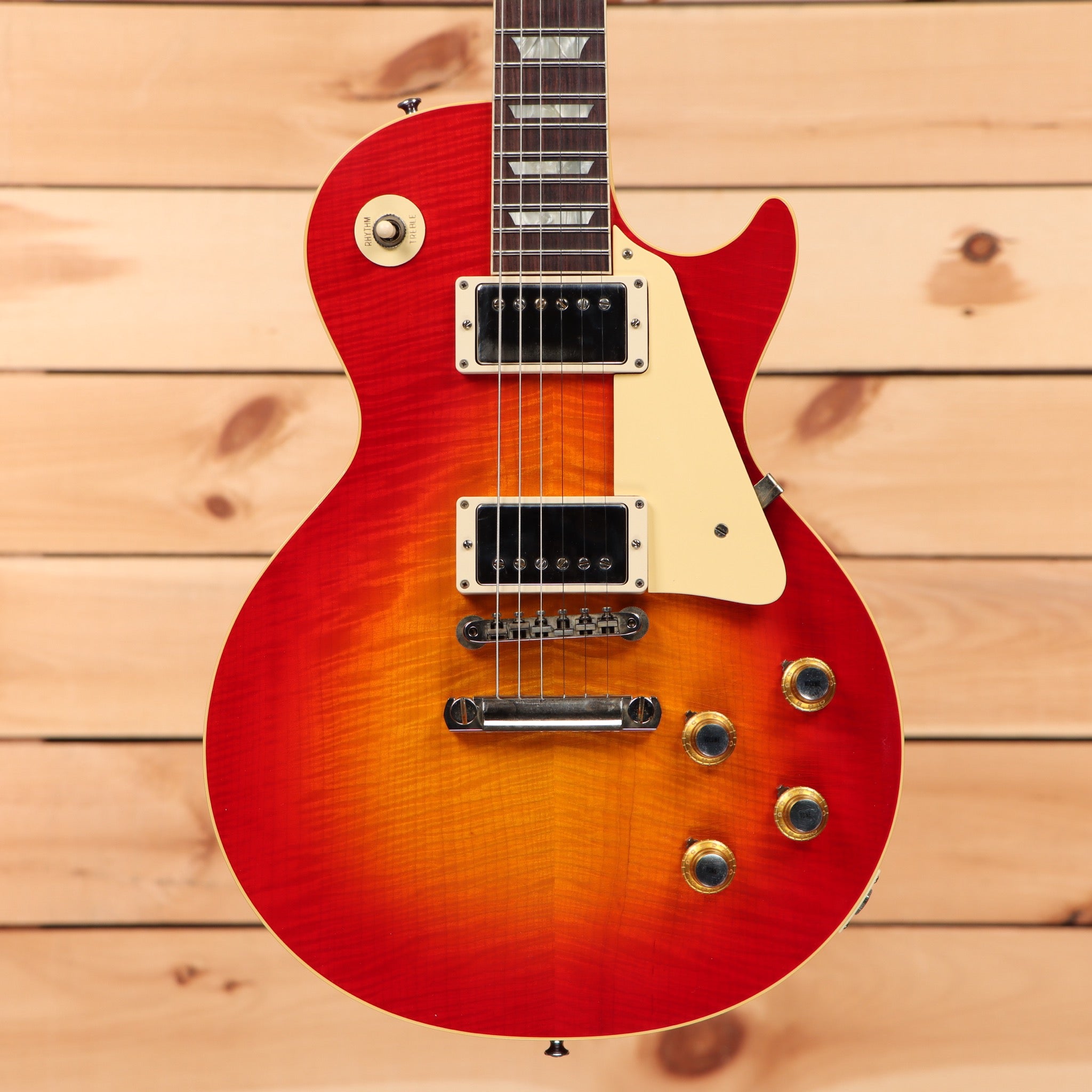 Gibson 1960 Les Paul Standard Ultra Light Aged electric guitar Wide Tomato Burst with dual humbuckers