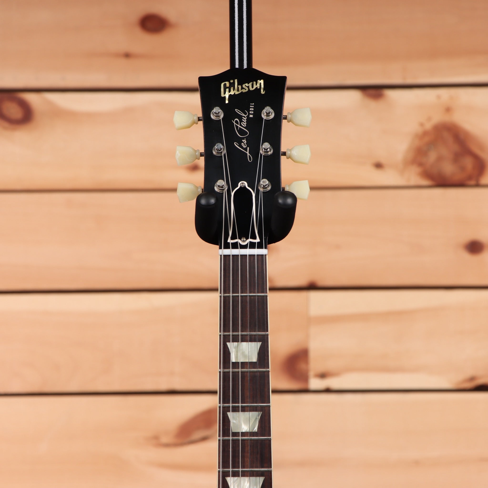 Gibson 1958 Les Paul Standard Reissue Ultra Light Aged electric guitar Washed Cherry Sunburst with dual humbuckers