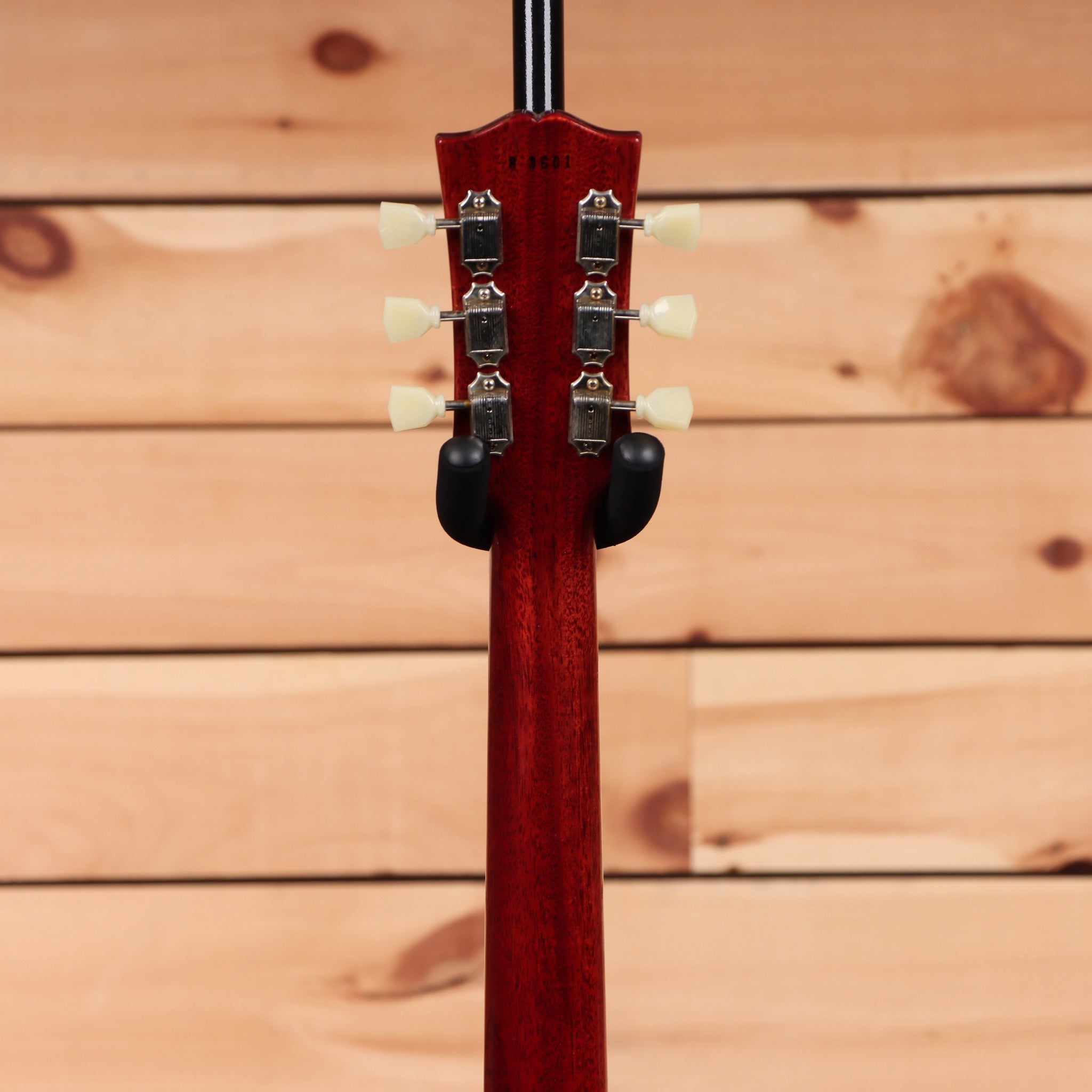 Gibson 1958 Les Paul Standard Reissue Ultra Light Aged electric guitar Washed Cherry Sunburst with dual humbuckers