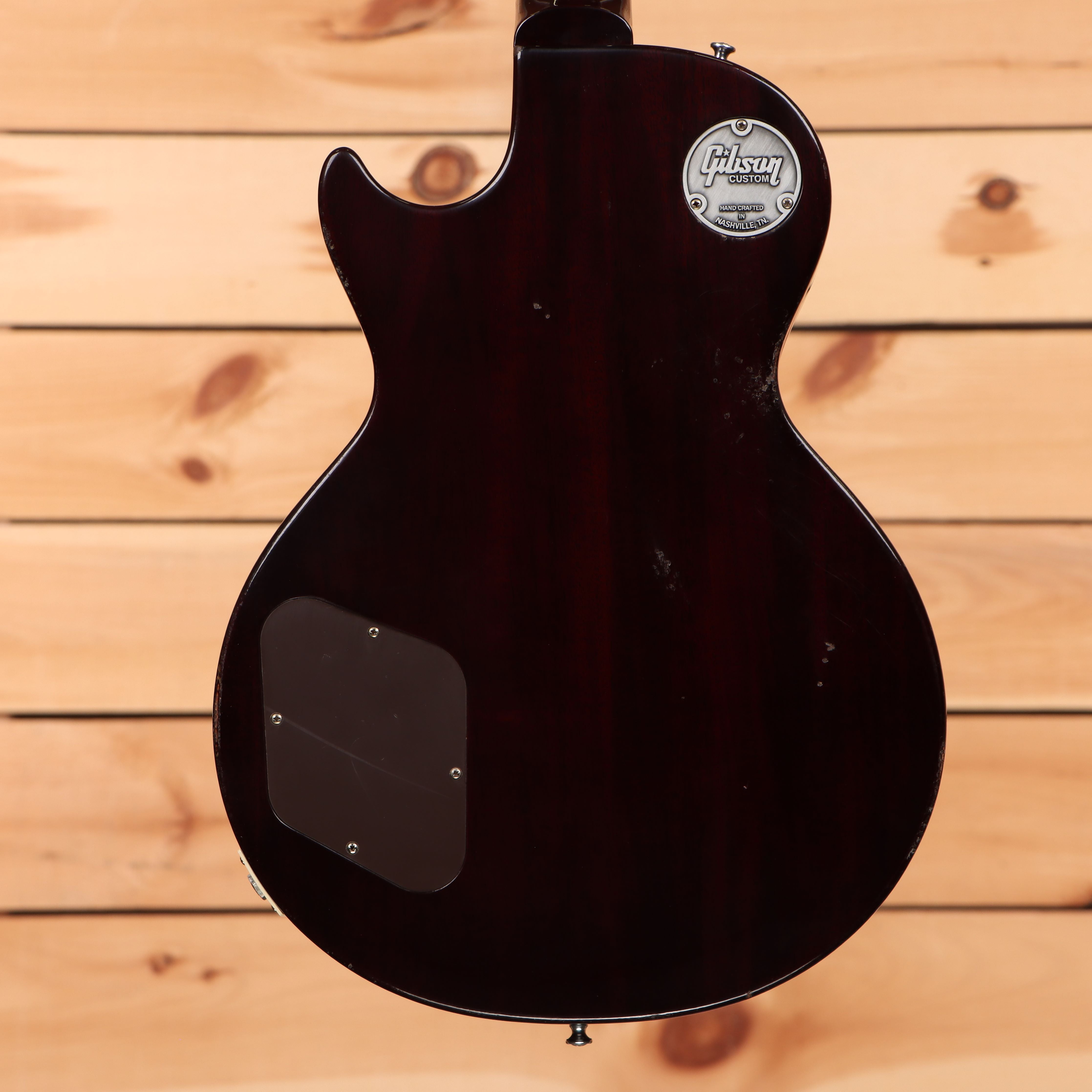 Gibson 1957 Les Paul Goldtop Darkback Reissue light-aged electric guitar with dual humbucker pickups