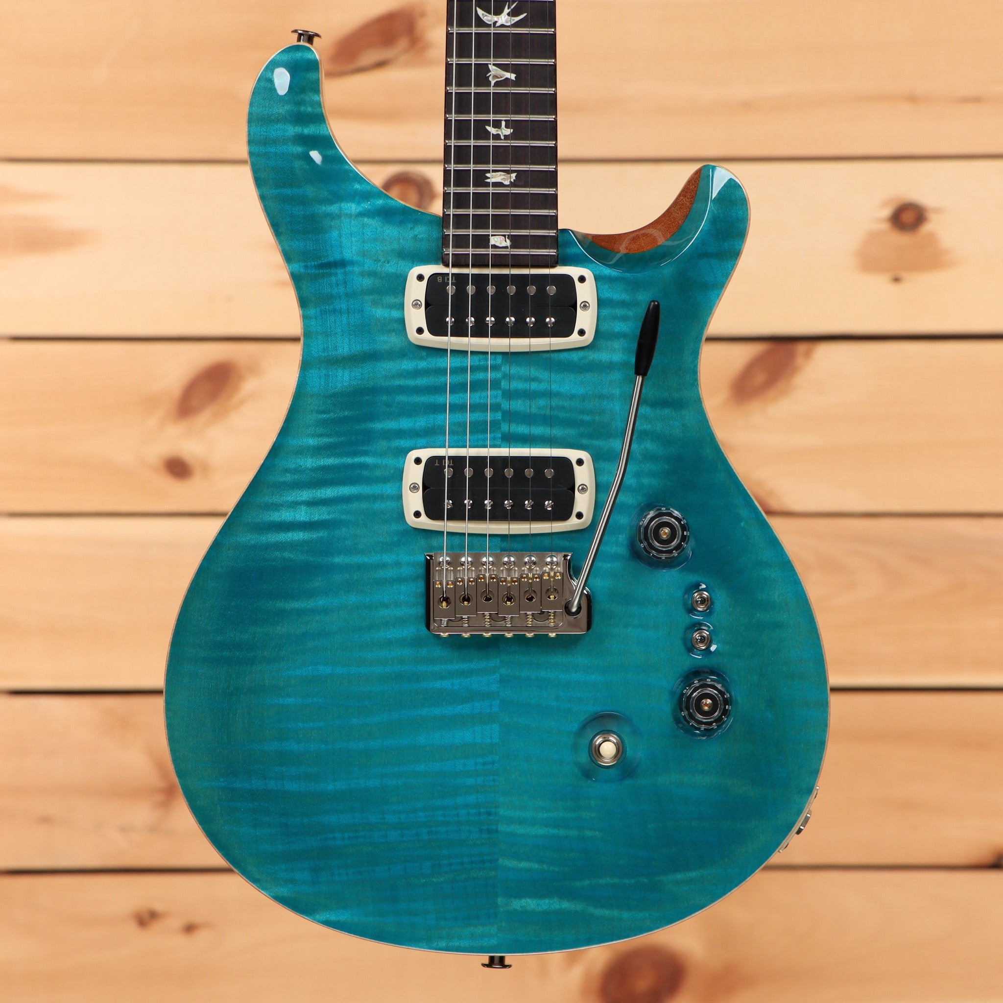 Paul Reed Smith Custom 24 electric guitar Carroll Blue with flamed maple top and dual humbucker pickups