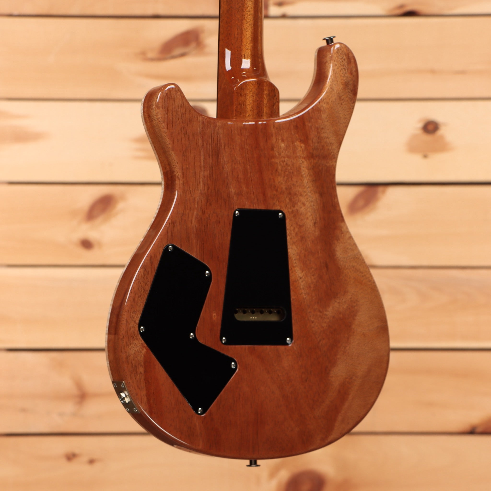 Paul Reed Smith Modern Eagle V electric guitar yellow tiger finish with dual humbucker pickups