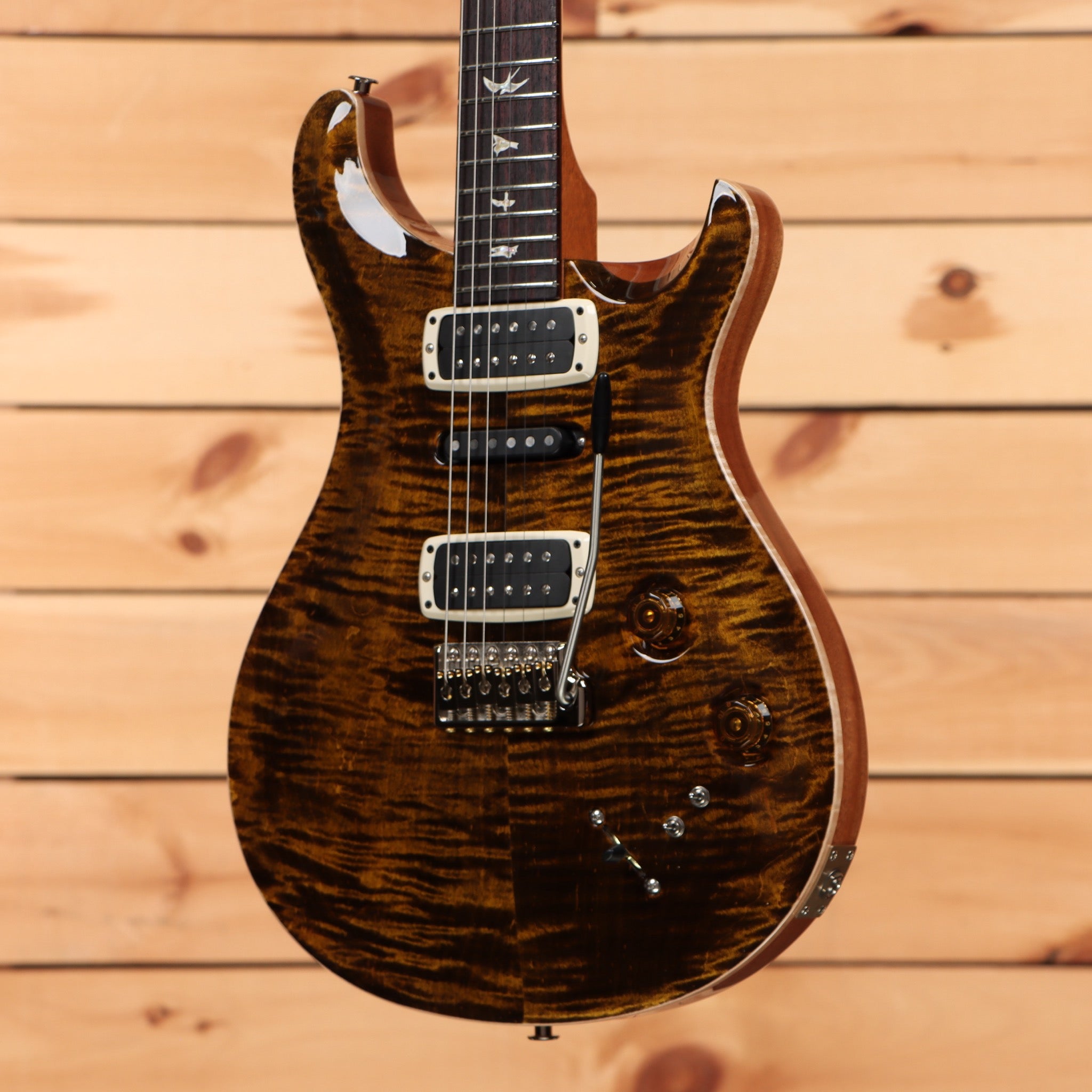 Paul Reed Smith Modern Eagle V Yellow Tiger electric guitar with flamed maple top and dual humbucker pickups