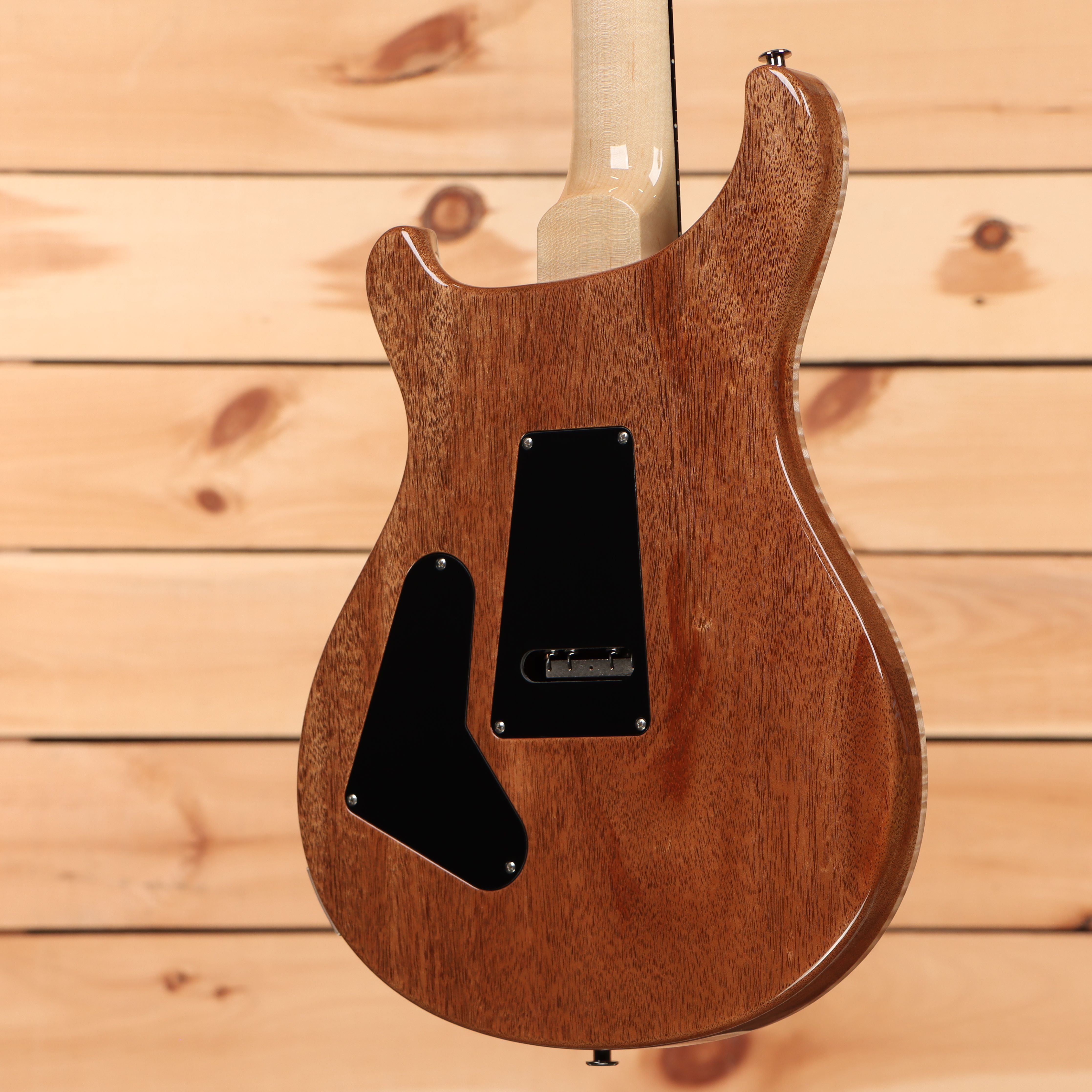 Paul Reed Smith Custom 24 electric guitar Charcoal Burst with maple neck and dual humbuckers