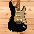 Fender Custom Shop American Custom Stratocaster electric guitar Ebony with cream pickguard and single-coil pickups
