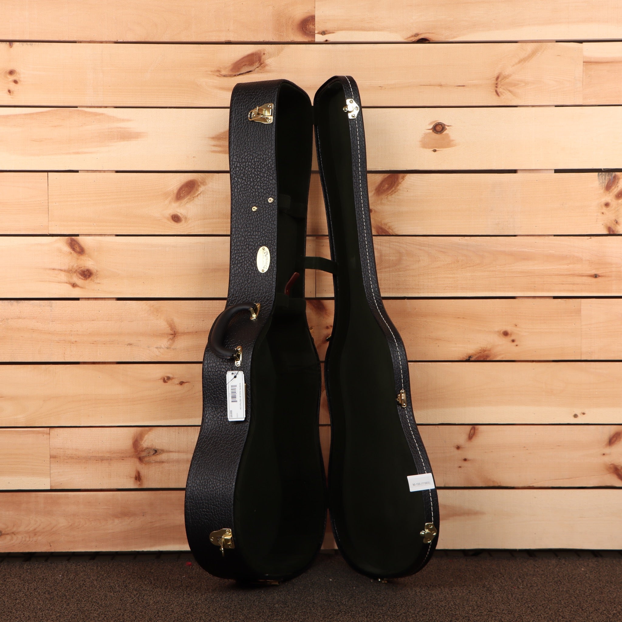 Martin Limited CEO-10 NAMM 2023 dreadnought acoustic guitar case Ambertone with gold hardware