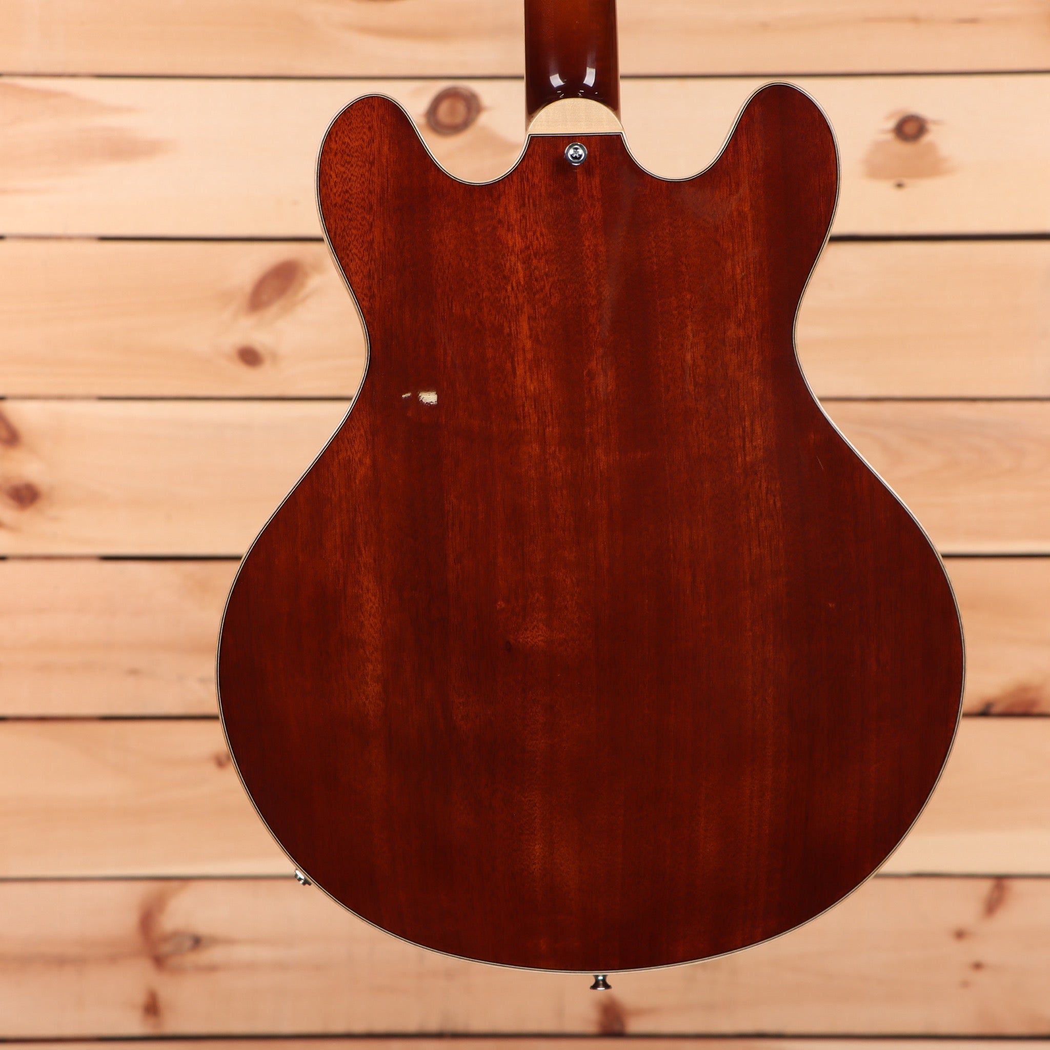 Eastman T186mx semi-hollow body electric guitar goldburst finish with f-holes and vintage styling