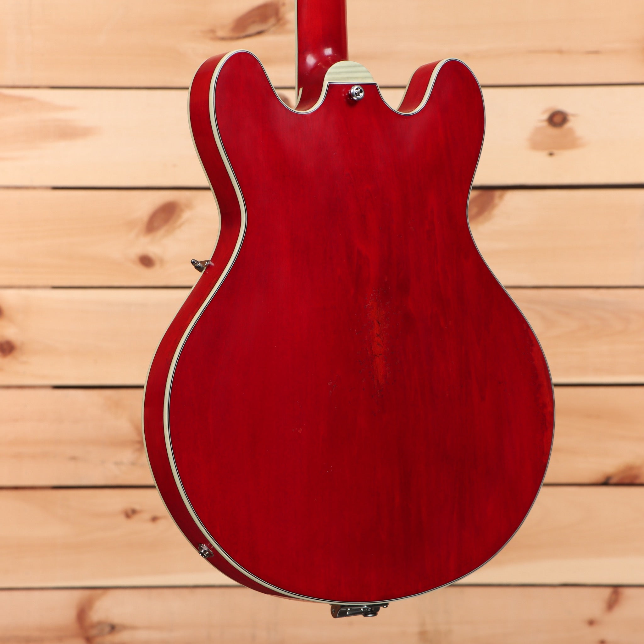 Eastman T64VRD semi-hollow electric guitar antique red with cream binding and f-holes