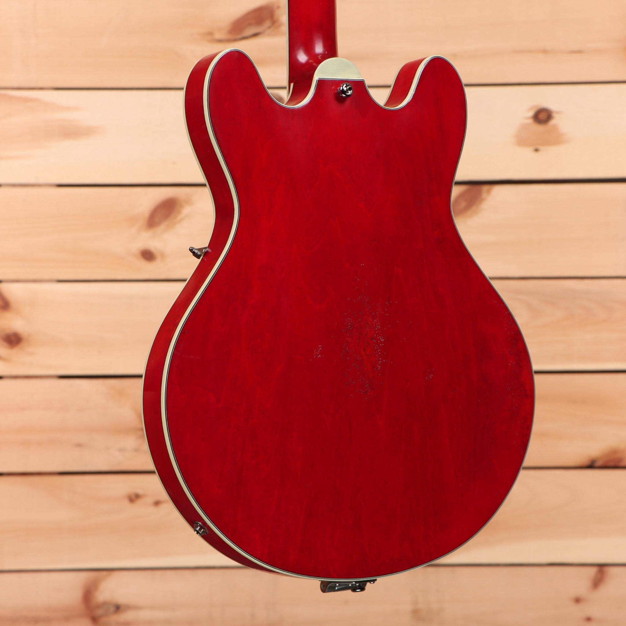 Eastman T64VRD semi-hollow electric guitar antique red with cream binding and f-holes