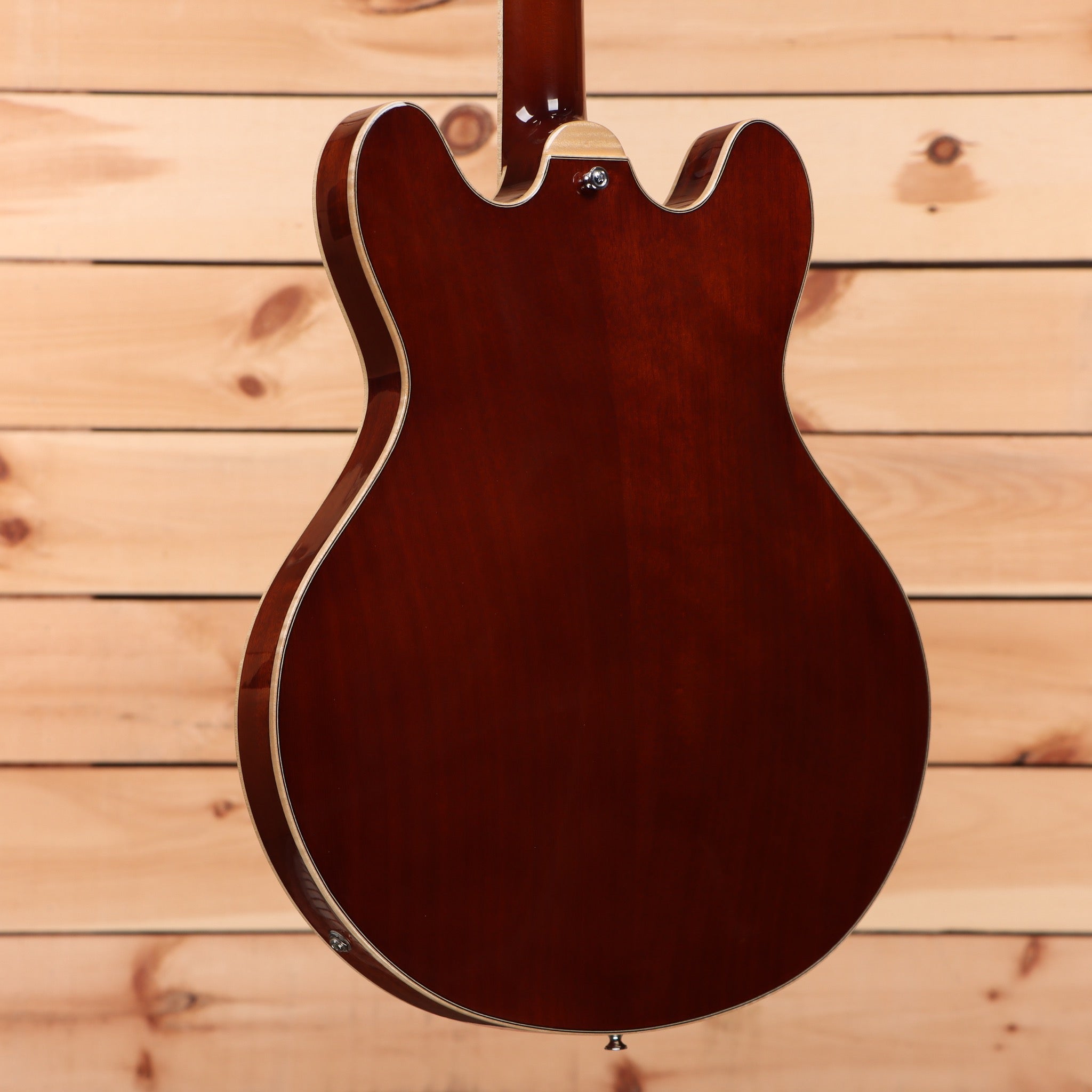 Eastman T186MX semi-hollow electric guitar Goldburst with cream binding and f-holes